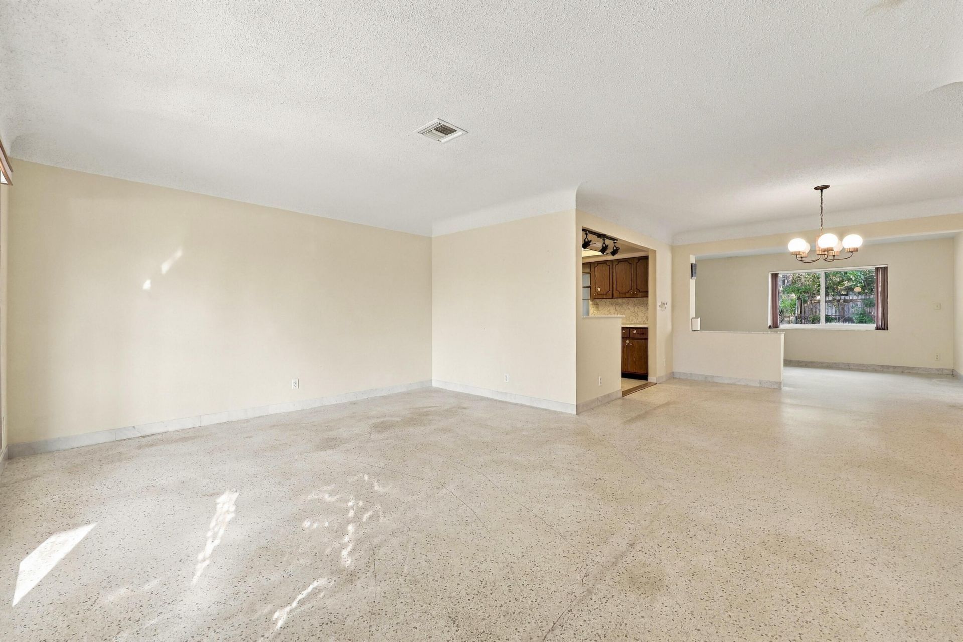 213 NE 24th Court, Boca Raton, FL 33431 Photo