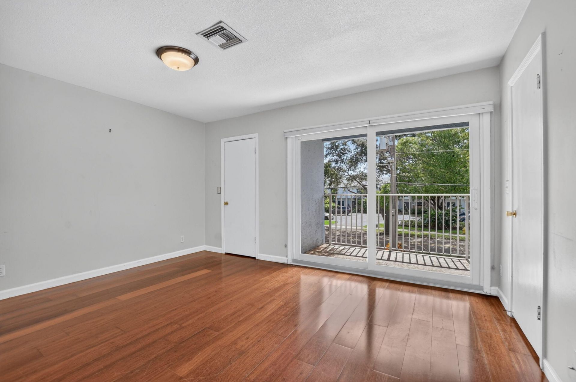 2107 NE 44th Street, Lighthouse Point, FL 33064 Photo