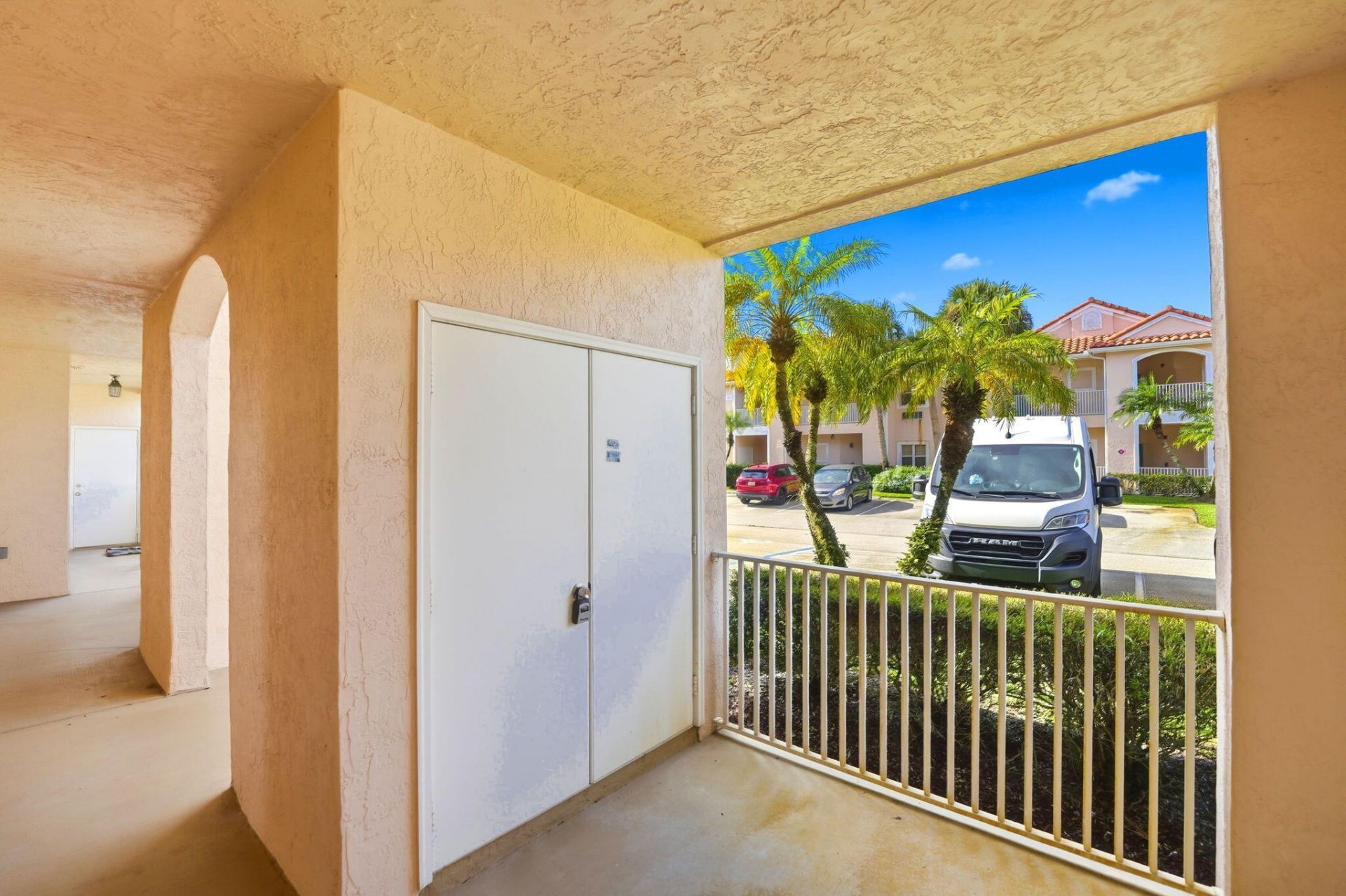 10053 Perfect Drive, Unit 61, Port Saint Lucie, FL 34986 Photo