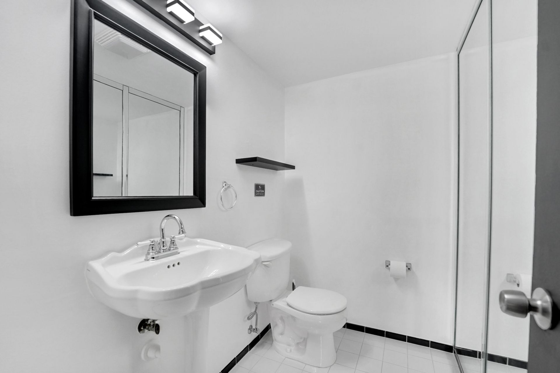 3700 N Pine Island Road, Unit 307, Sunrise, FL 33351 Photo