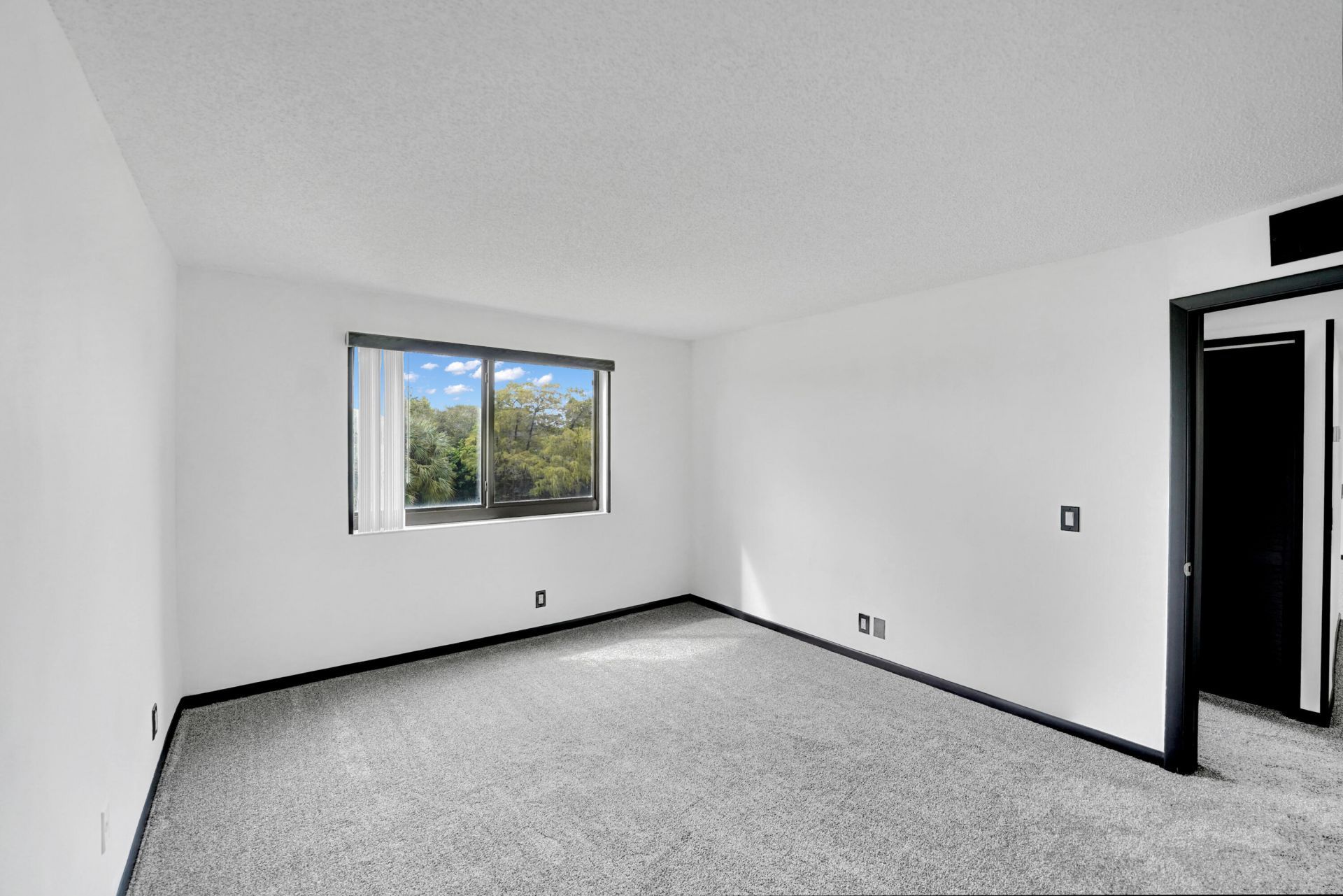 3700 N Pine Island Road, Unit 307, Sunrise, FL 33351 Photo