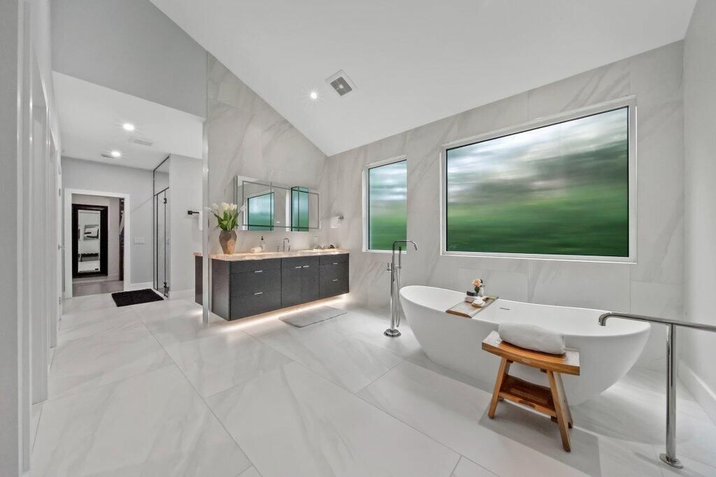 6879 SE South Marina Way, Hutchinson Island, FL 34996 Photo