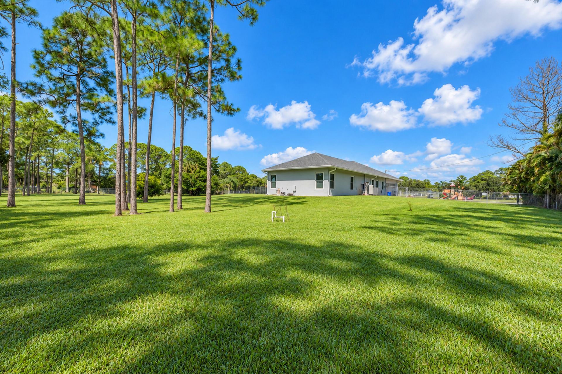17226 79th Court N, The Acreage, FL 33470 Photo