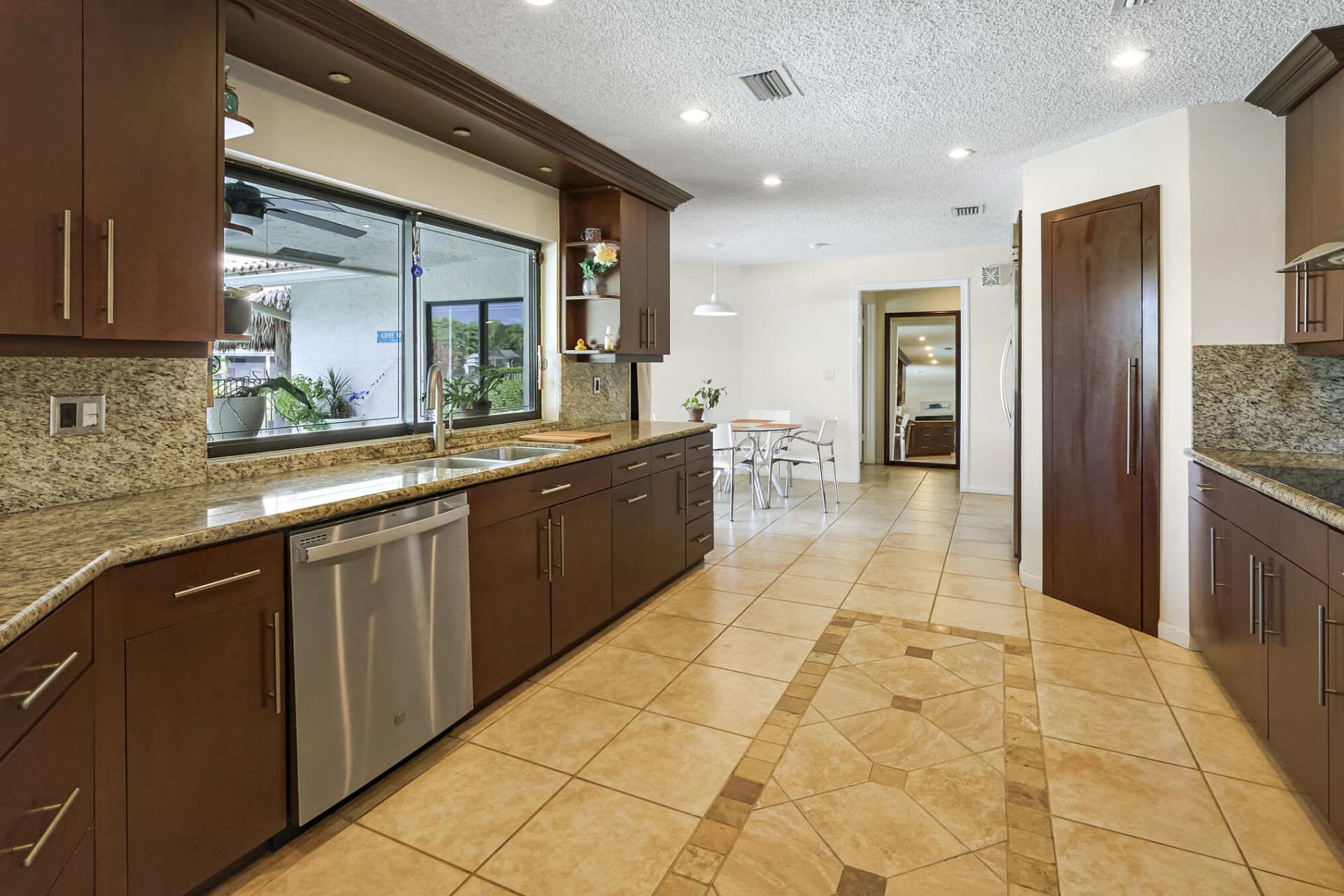9681 NW 10th Court, Plantation, FL 33322 Photo