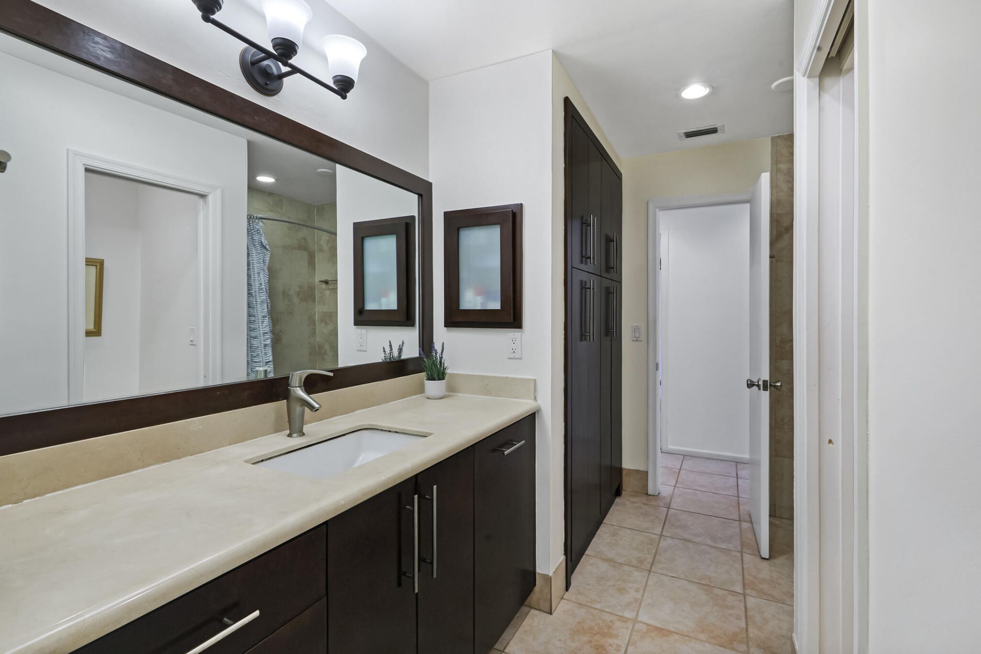 9681 NW 10th Court, Plantation, FL 33322 Photo