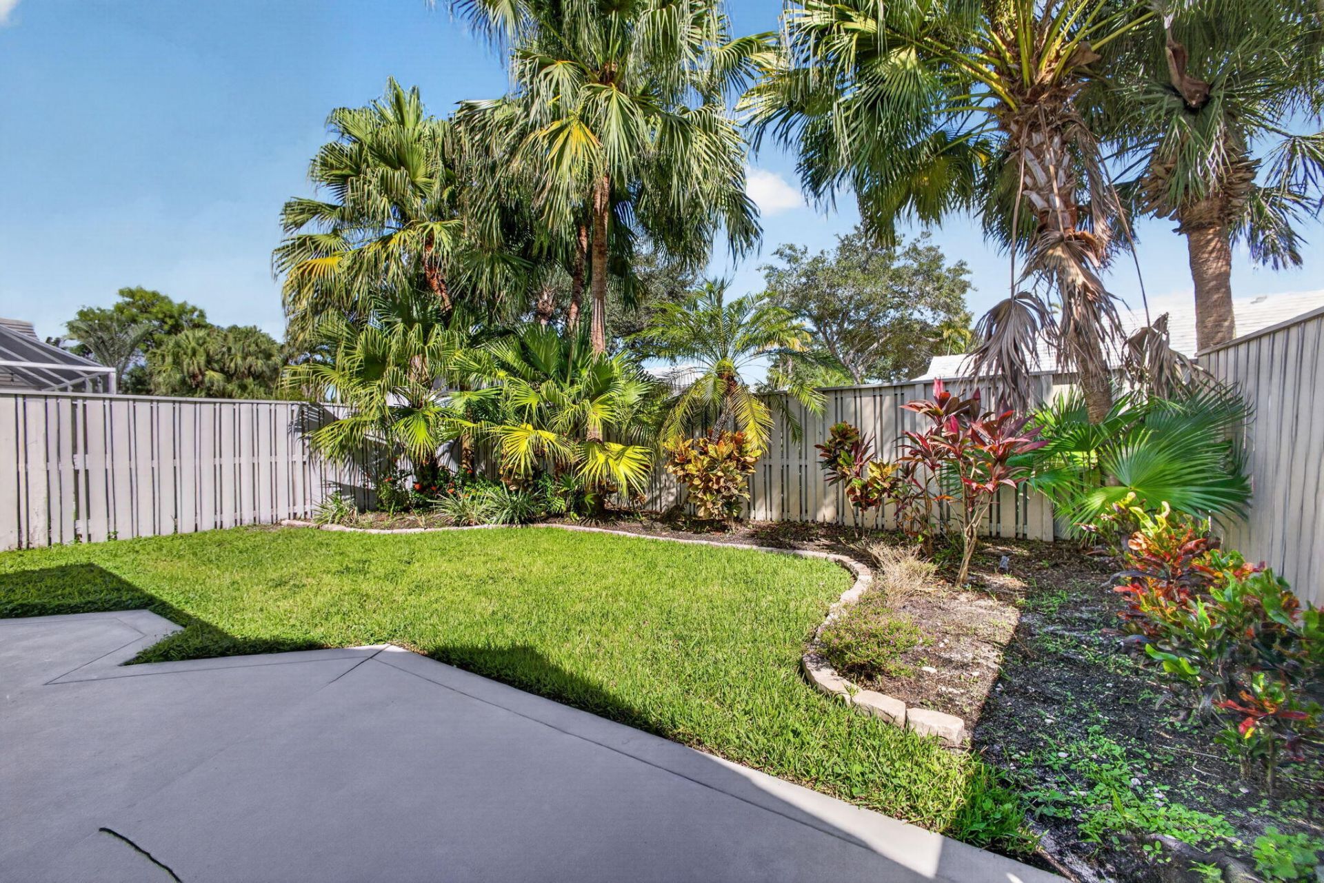 12 Commodore Place, Palm Beach Gardens, FL 33418 Photo