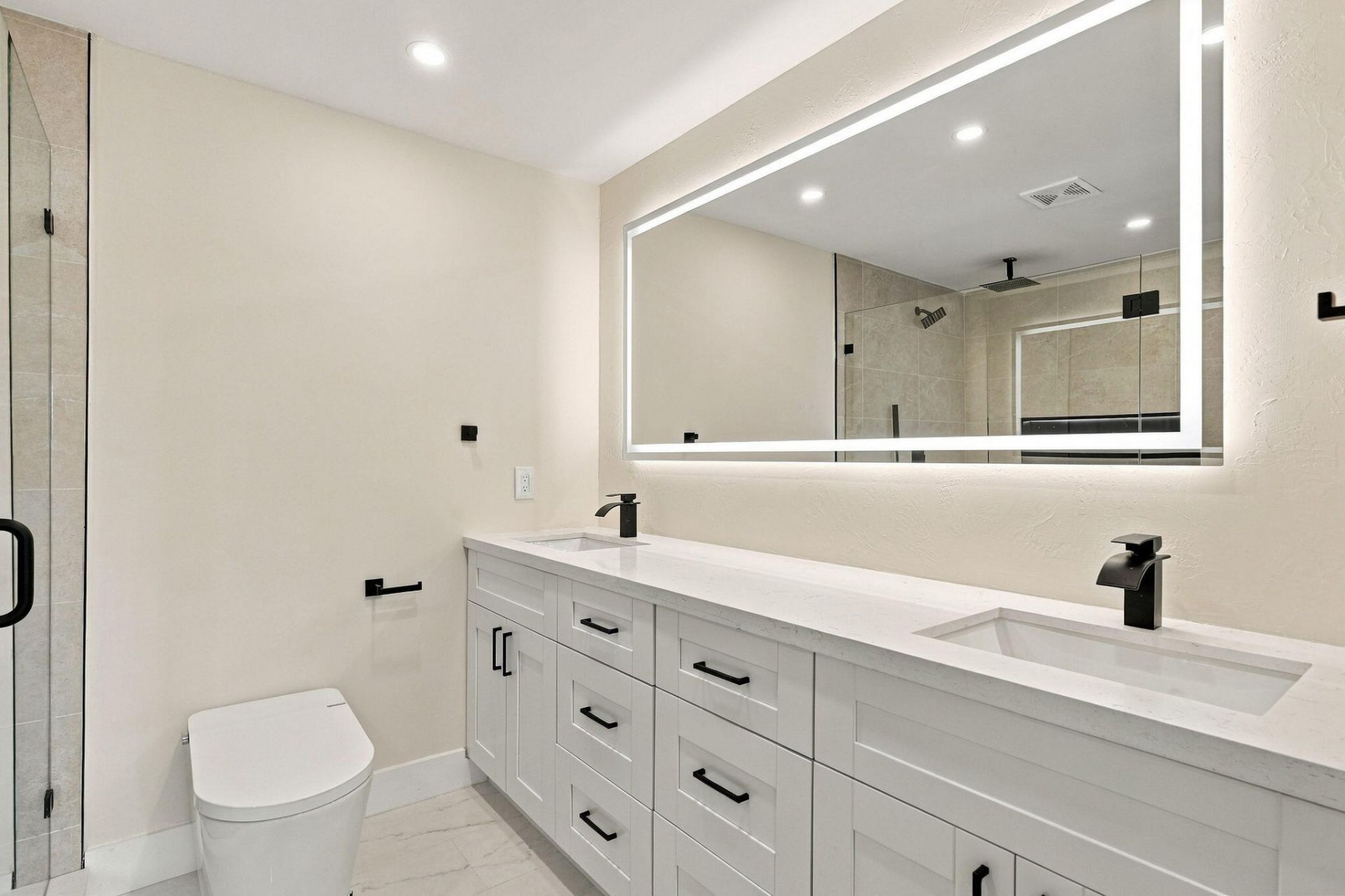 2641 Gately Drive W, Unit 906, West Palm Beach, FL 33415 Photo
