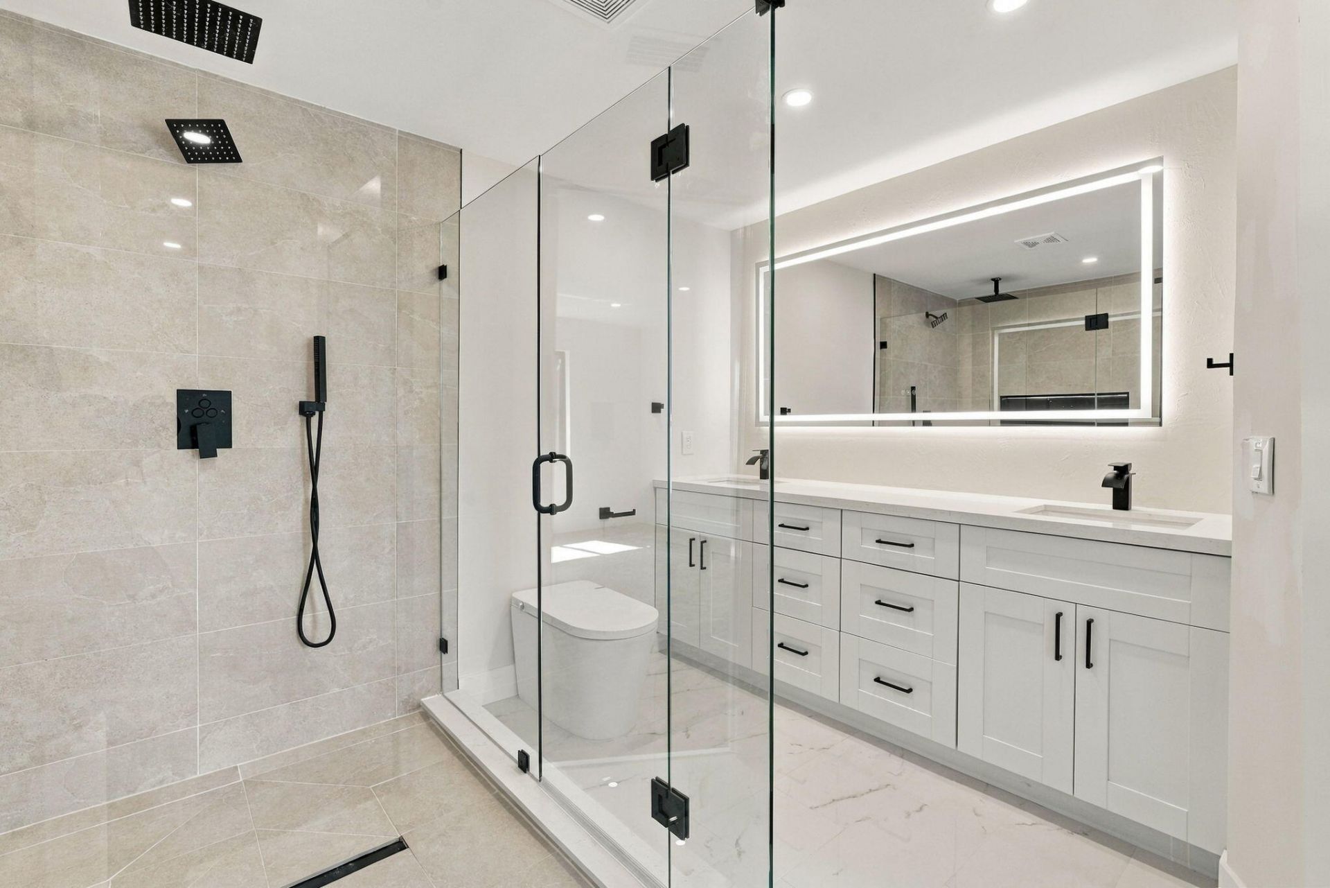 2641 Gately Drive W, Unit 906, West Palm Beach, FL 33415 Photo