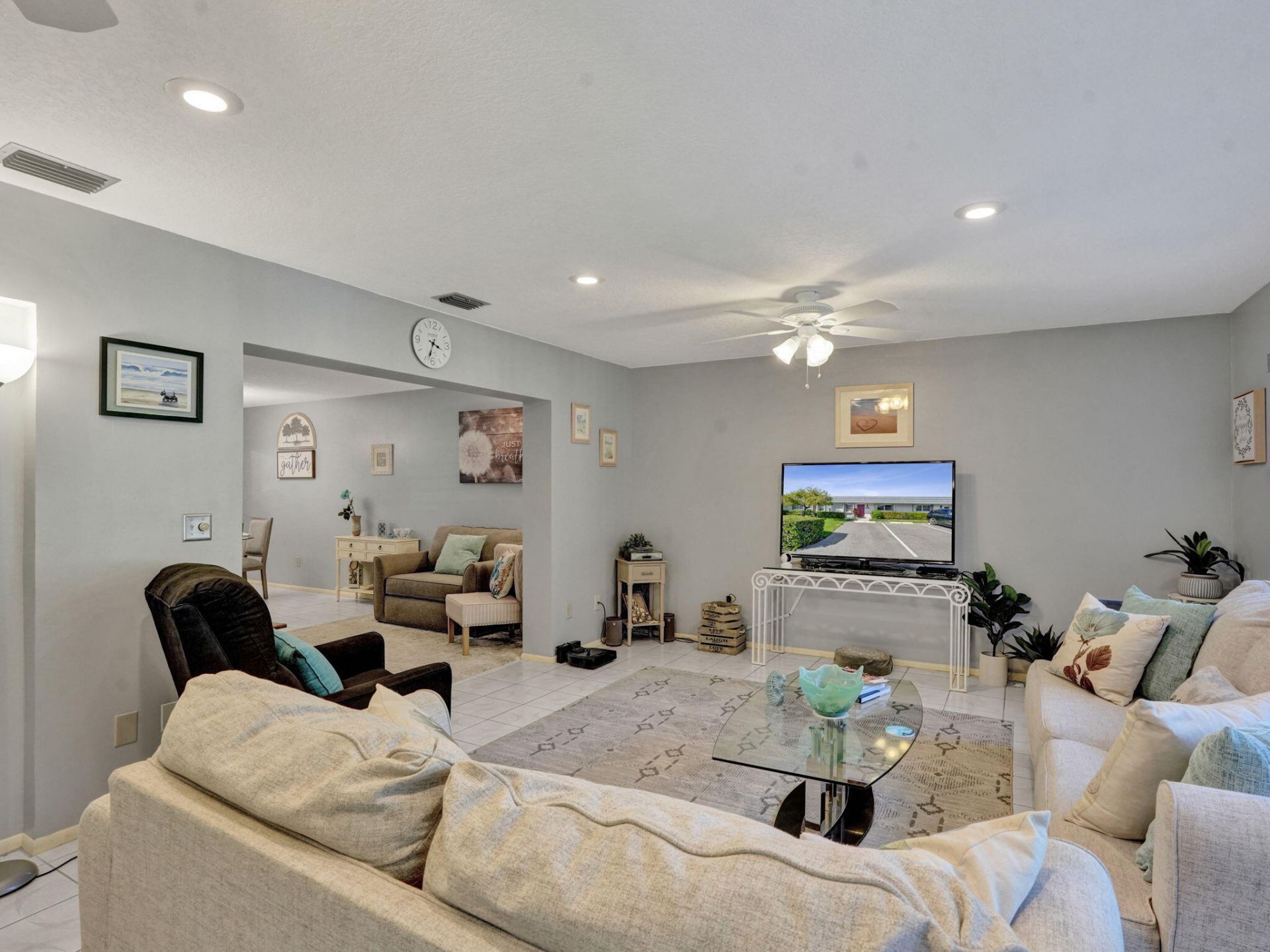 2886 Fernley Drive E, Unit 48, West Palm Beach, FL 33415 Photo