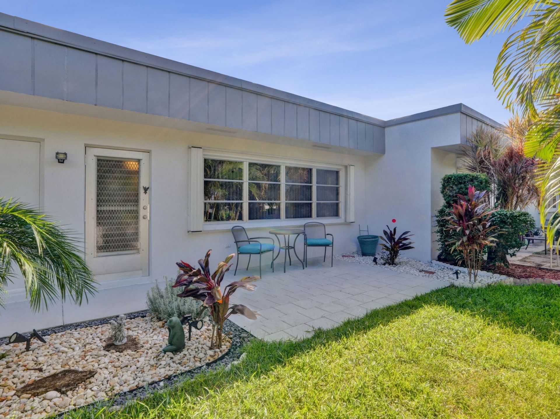 2886 Fernley Drive E, Unit 48, West Palm Beach, FL 33415 Photo
