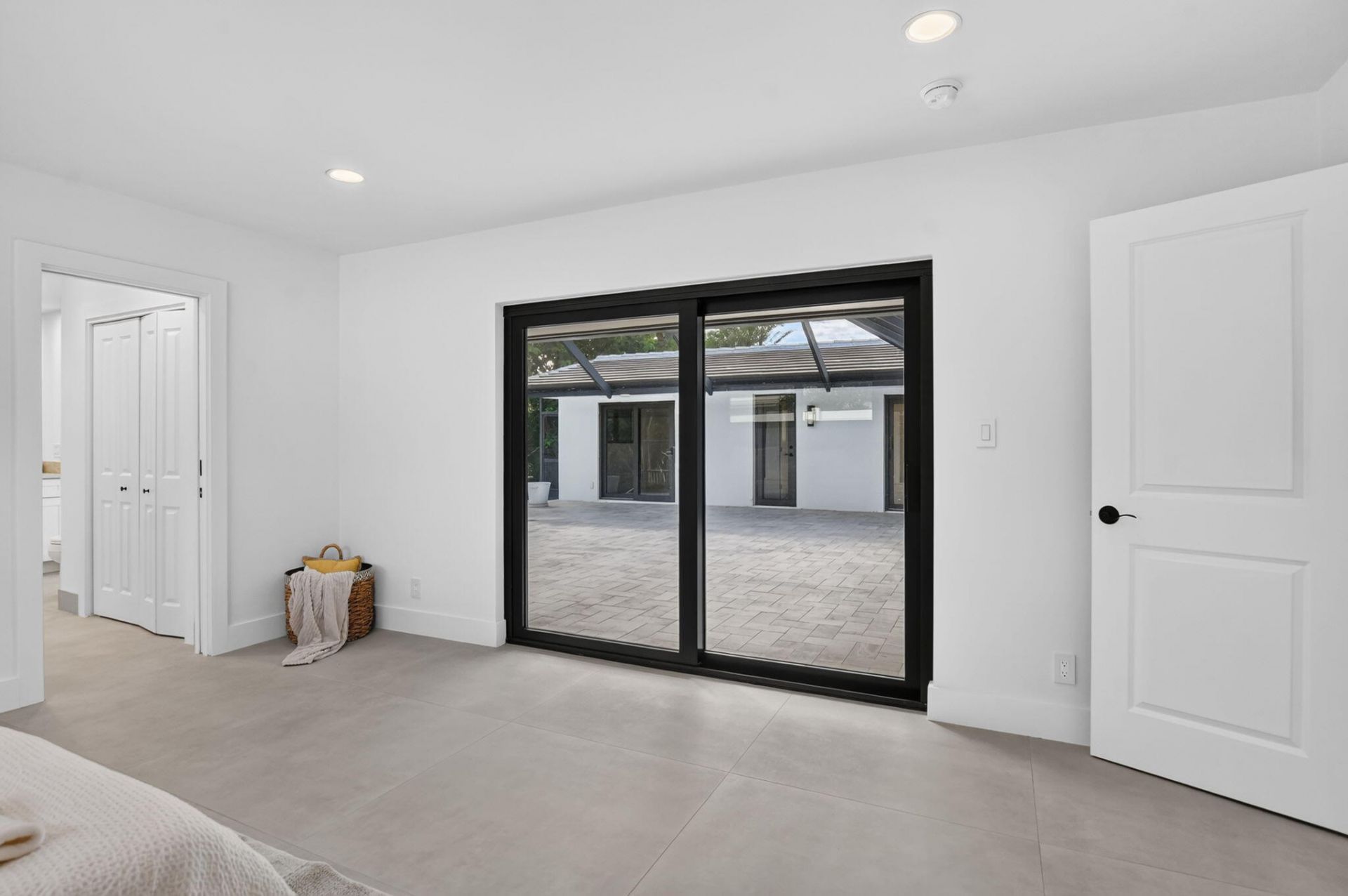 550 SW 6th Avenue, Boca Raton, FL 33486 Photo