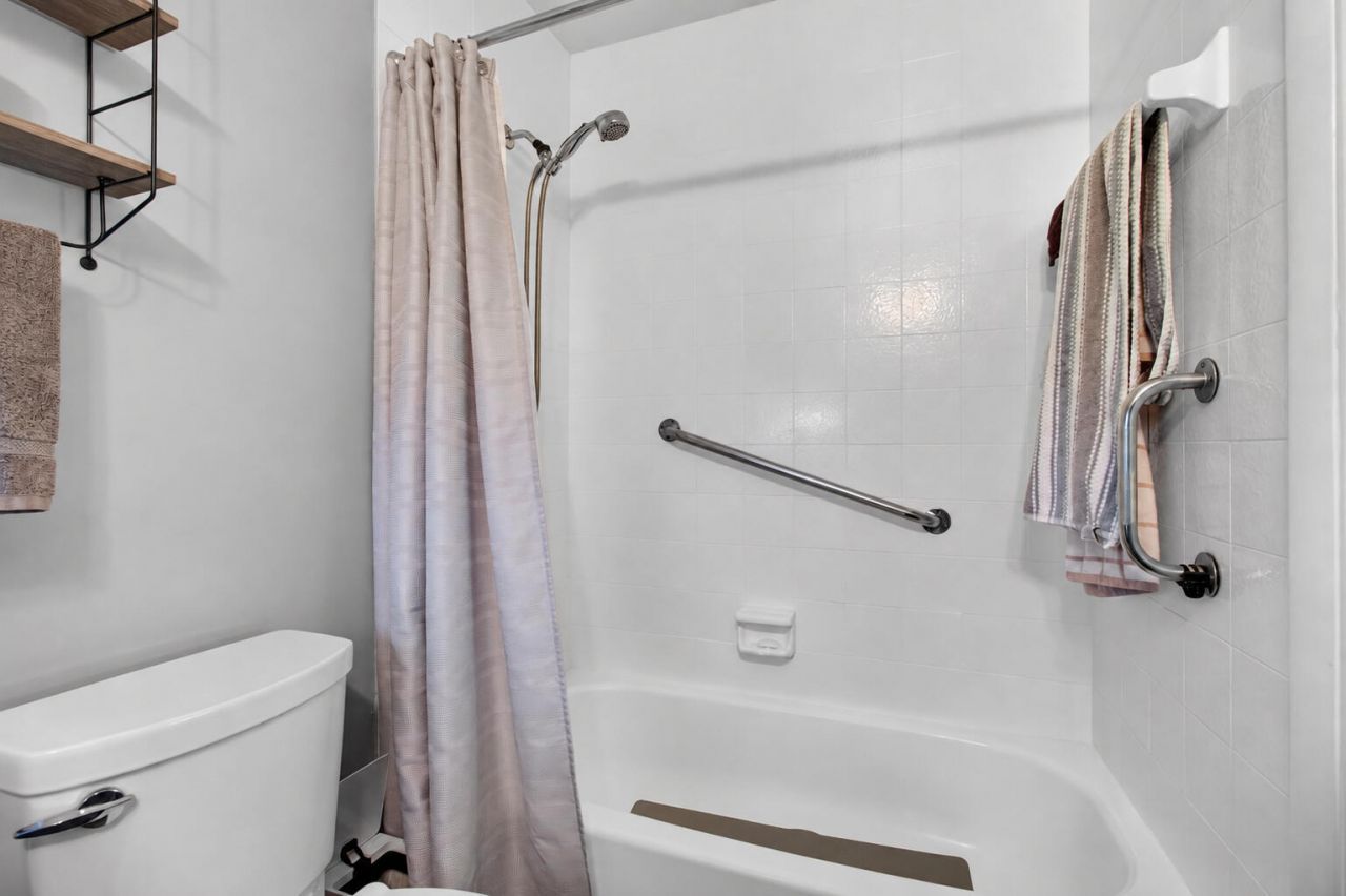 842 Meadowlark Lane, Delray Beach, FL 33445 Photo