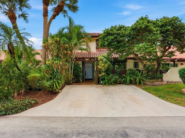 6850 TIBURON Drive, Boca Raton, FL 33433