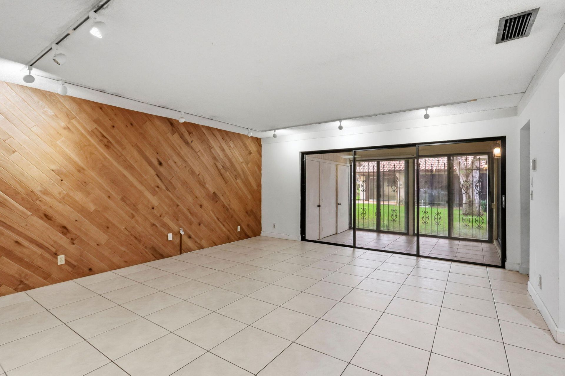6850 Tiburon Drive, Boca Raton, FL 33433 Photo