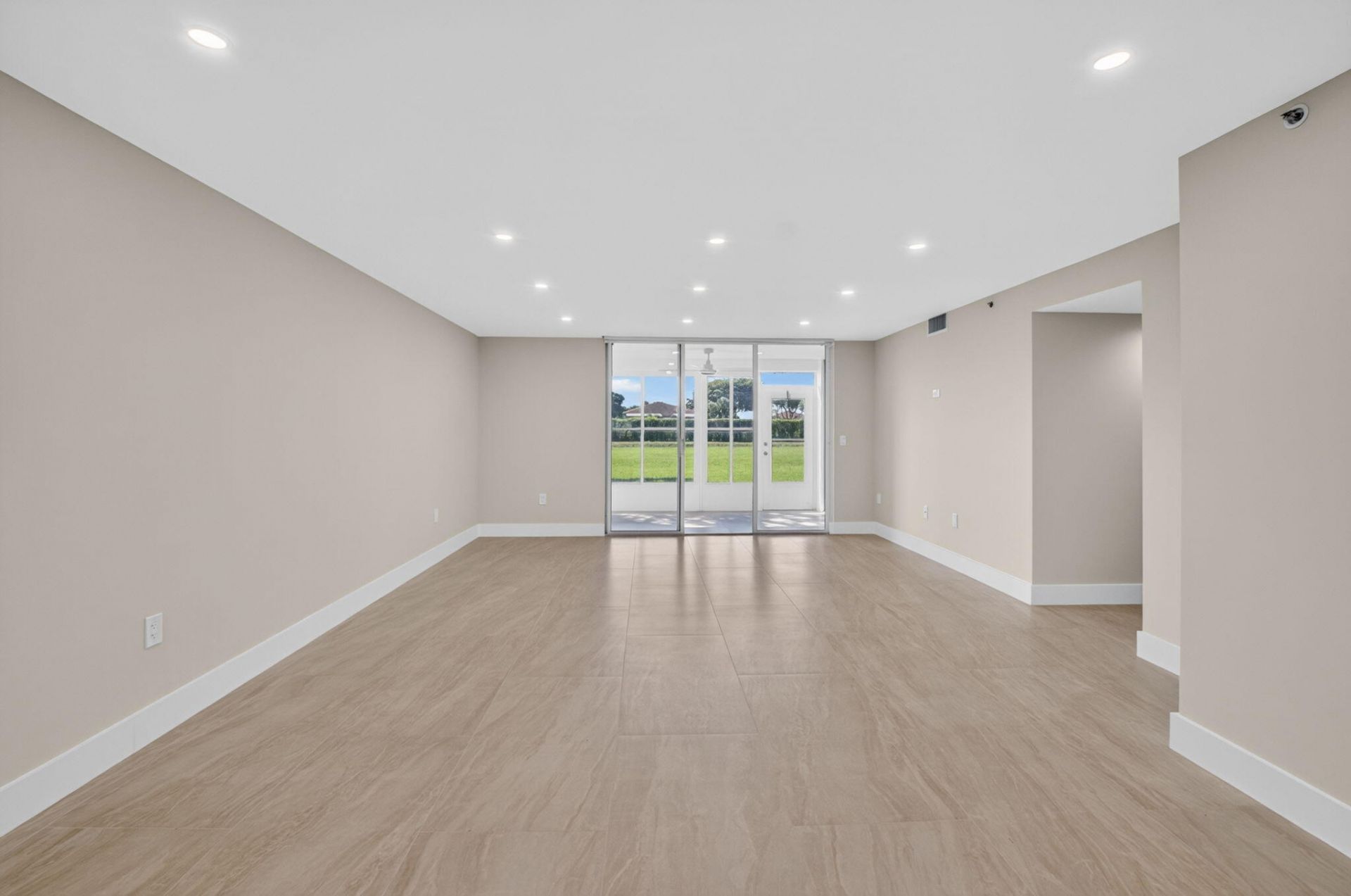 5914 Regal Glen Drive, Unit 107, Boynton Beach, FL 33437 Photo