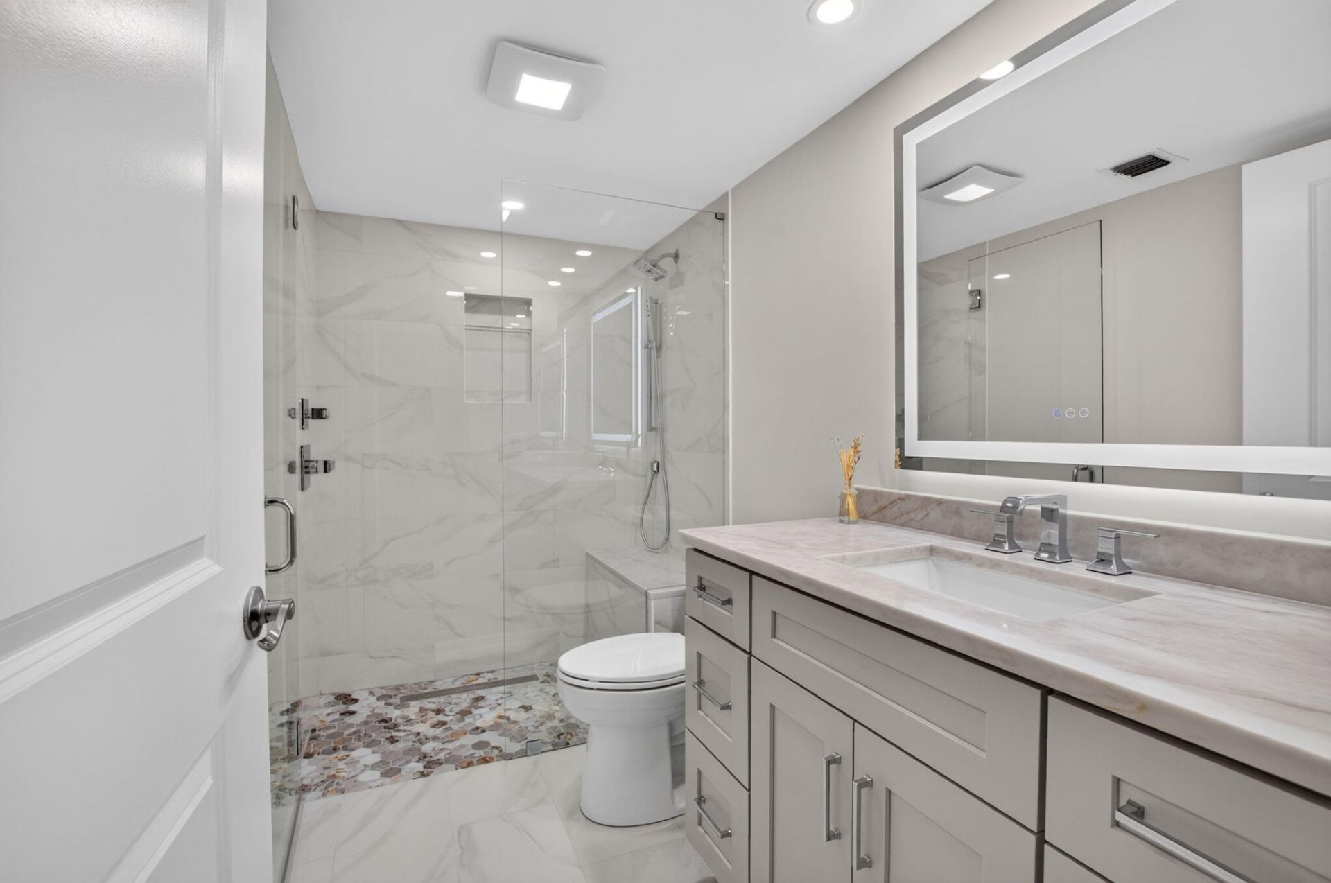 5914 Regal Glen Drive, Unit 107, Boynton Beach, FL 33437 Photo