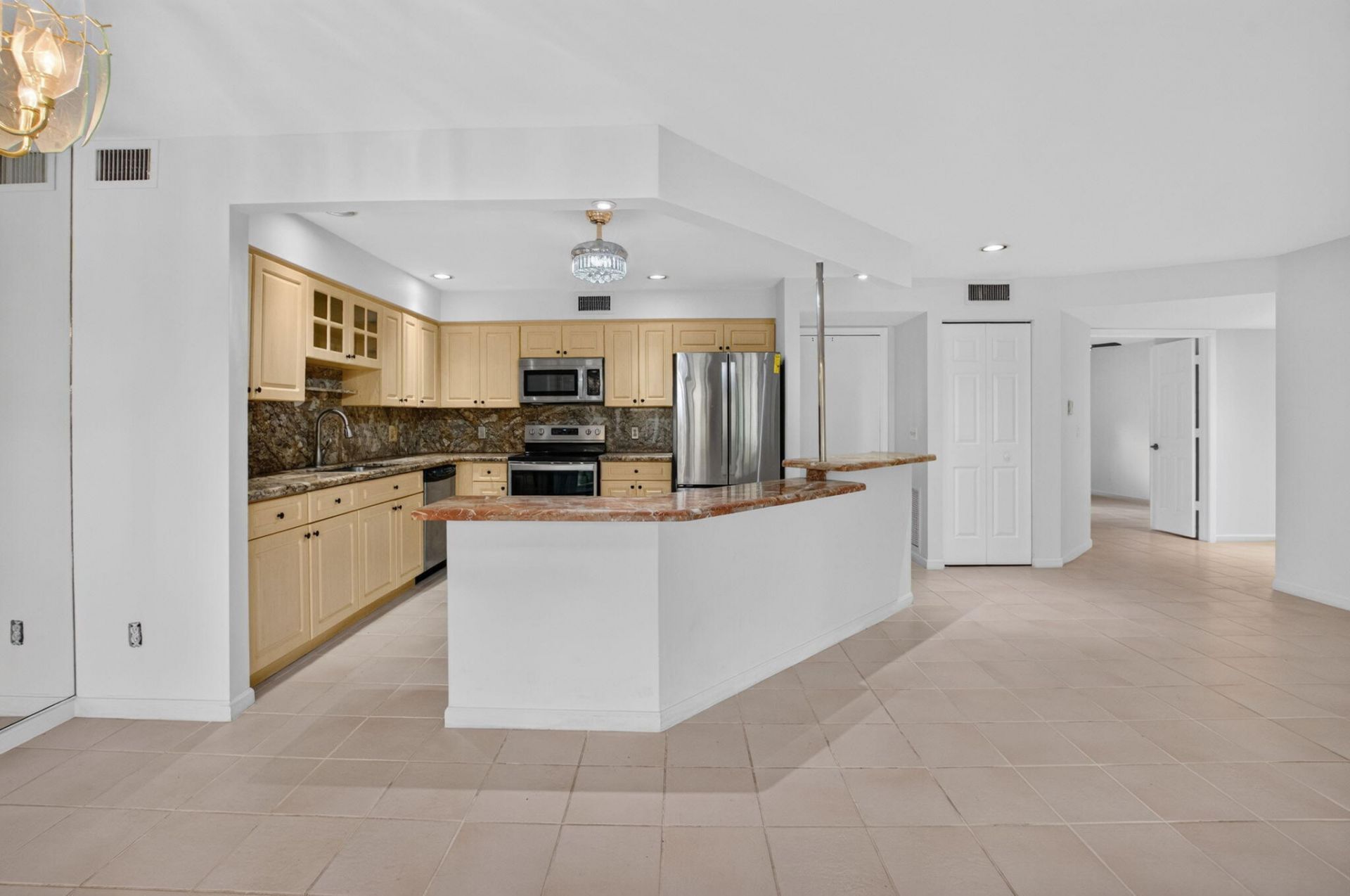 5731 Coach House Circle, Unit A, Boca Raton, FL 33486 Photo