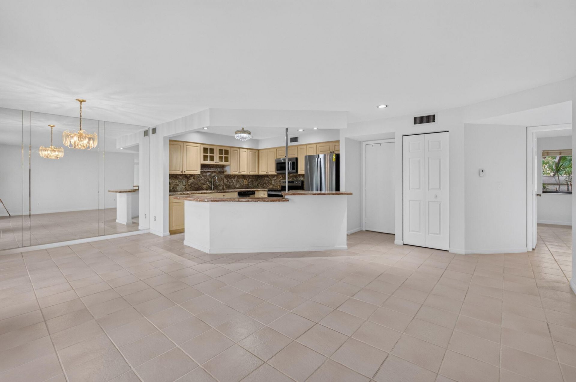 5731 Coach House Circle, Unit A, Boca Raton, FL 33486 Photo