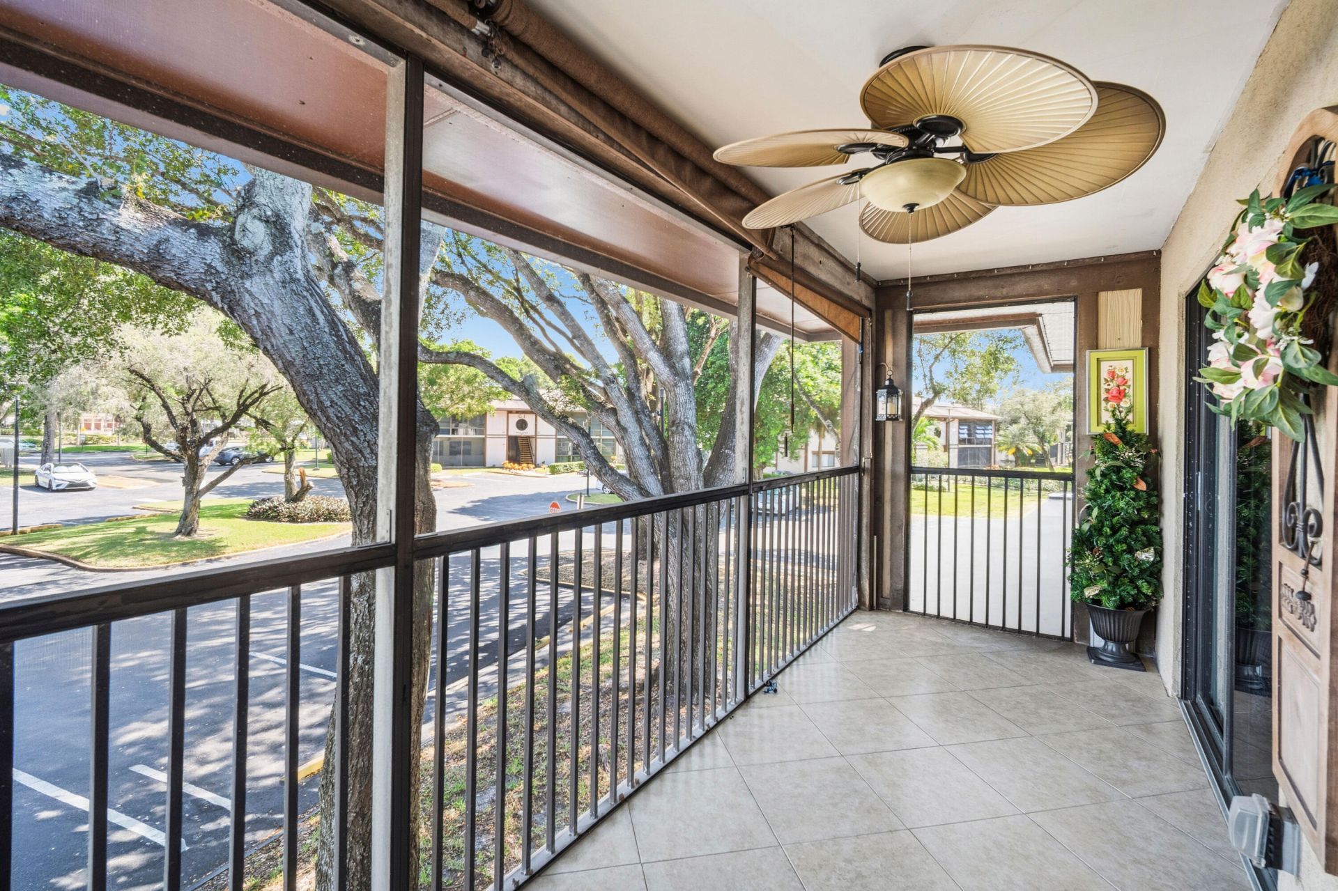 9965 N Belfort Circle, Unit 209, Tamarac, FL 33321 Photo