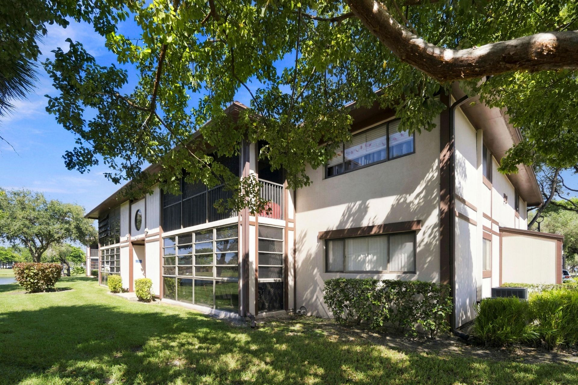 9965 N Belfort Circle, Unit 209, Tamarac, FL 33321 Photo