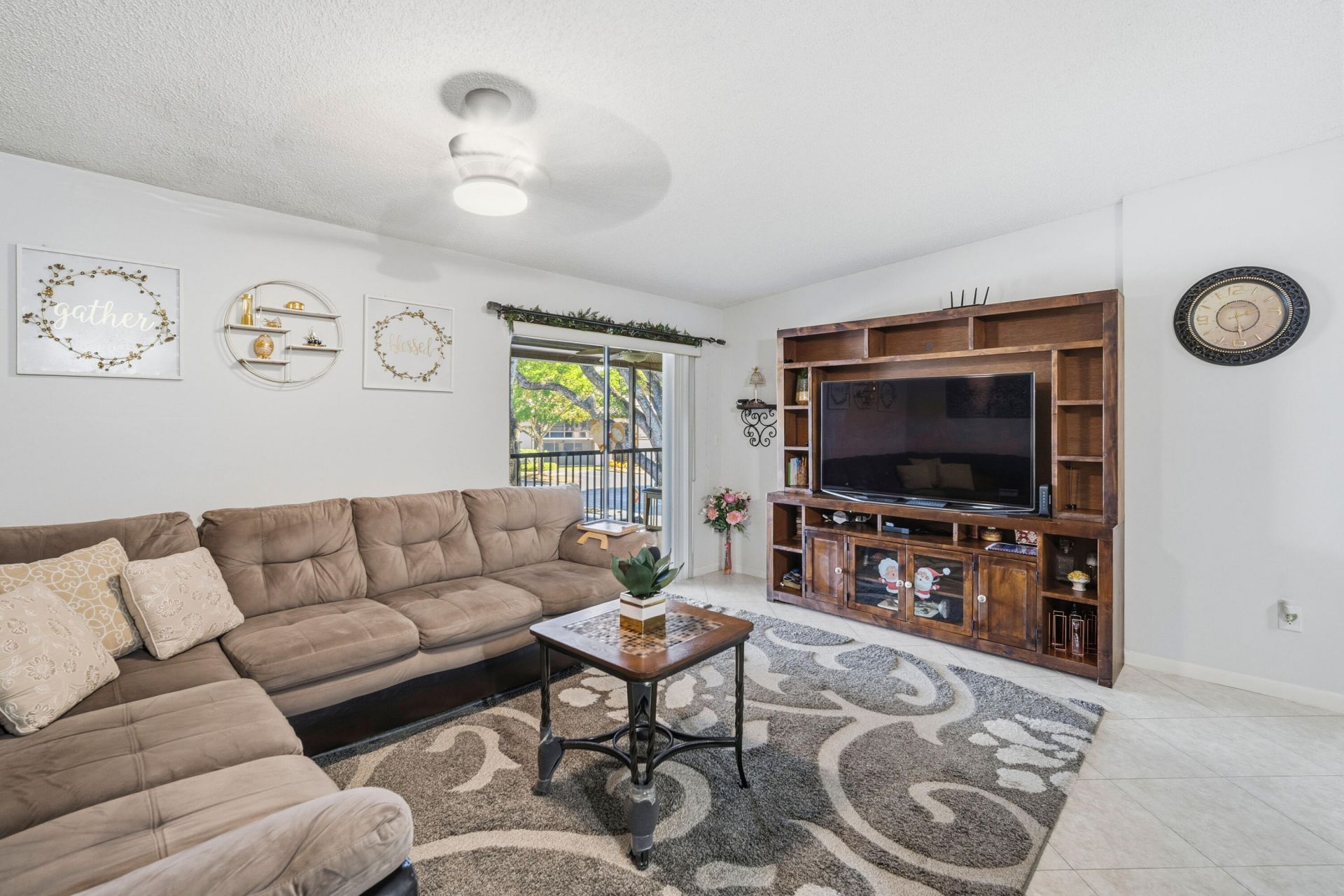 9965 N Belfort Circle, Unit 209, Tamarac, FL 33321 Photo