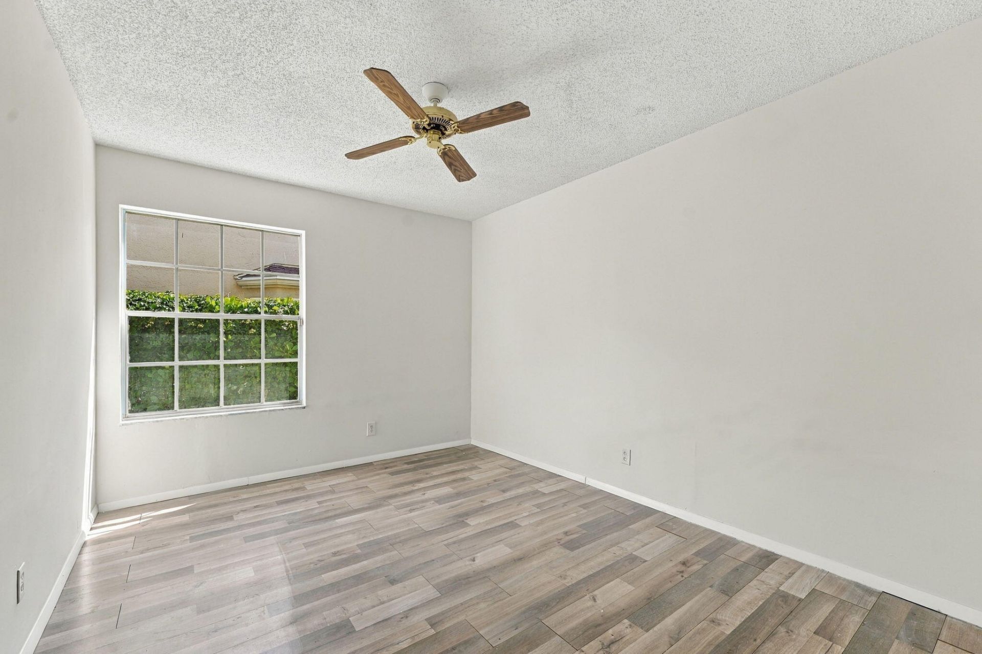1015 Lake Breeze Drive, Wellington, FL 33414 Photo