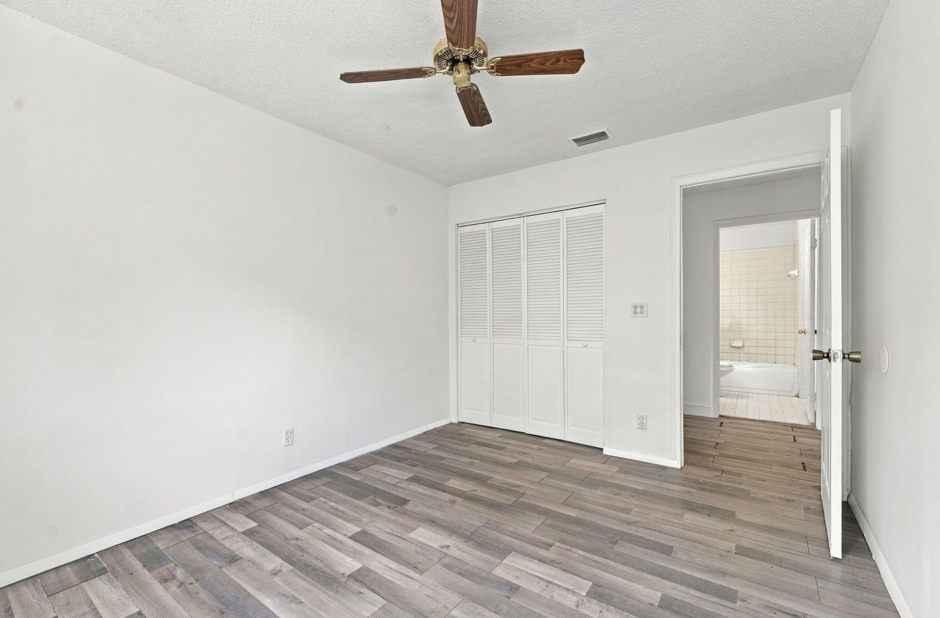 1015 Lake Breeze Drive, Wellington, FL 33414 Photo
