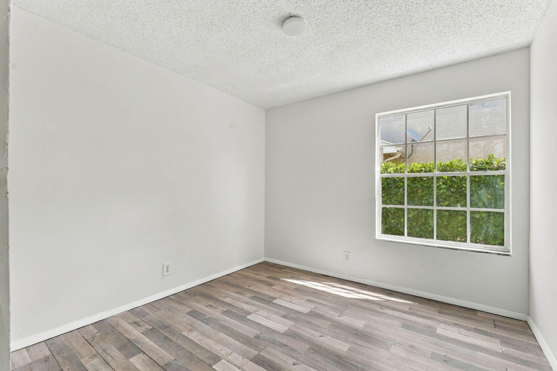1015 Lake Breeze Drive, Wellington, FL 33414 Photo