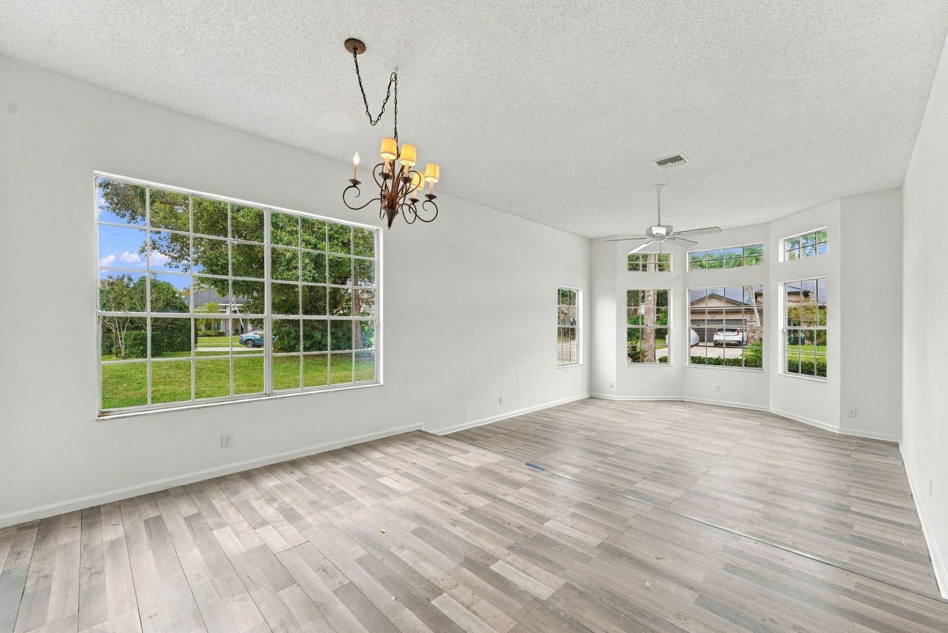 1015 Lake Breeze Drive, Wellington, FL 33414 Photo