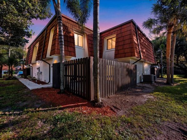 2216 WHITE PINE Circle, Unit D, Greenacres, FL 33415