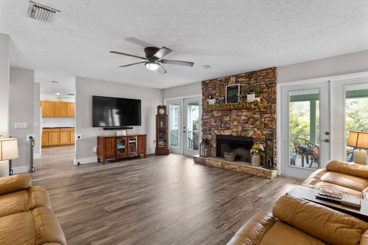 10612 Pine Cone Lane, Fort Pierce, FL 34945 Photo