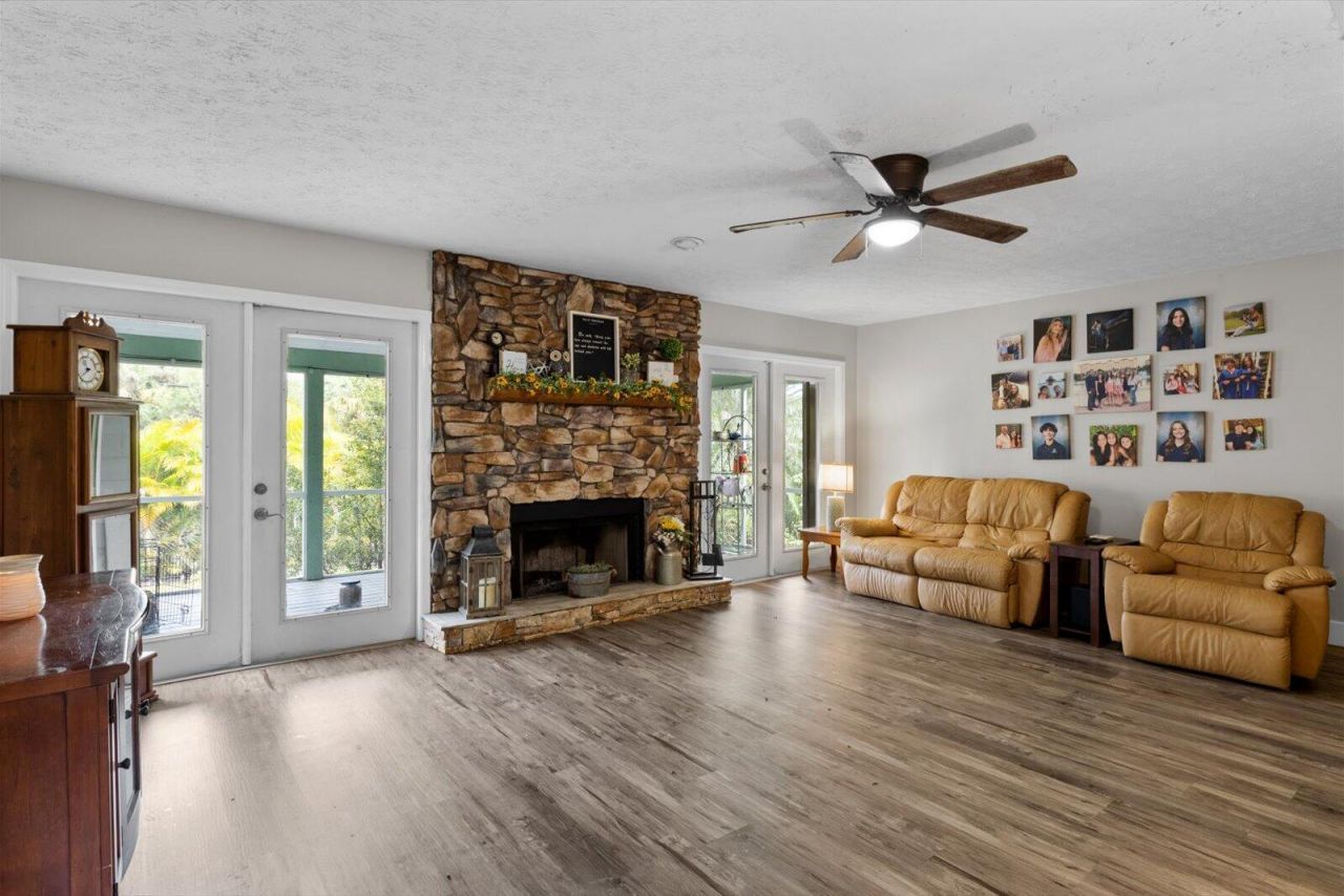 10612 Pine Cone Lane, Fort Pierce, FL 34945 Photo