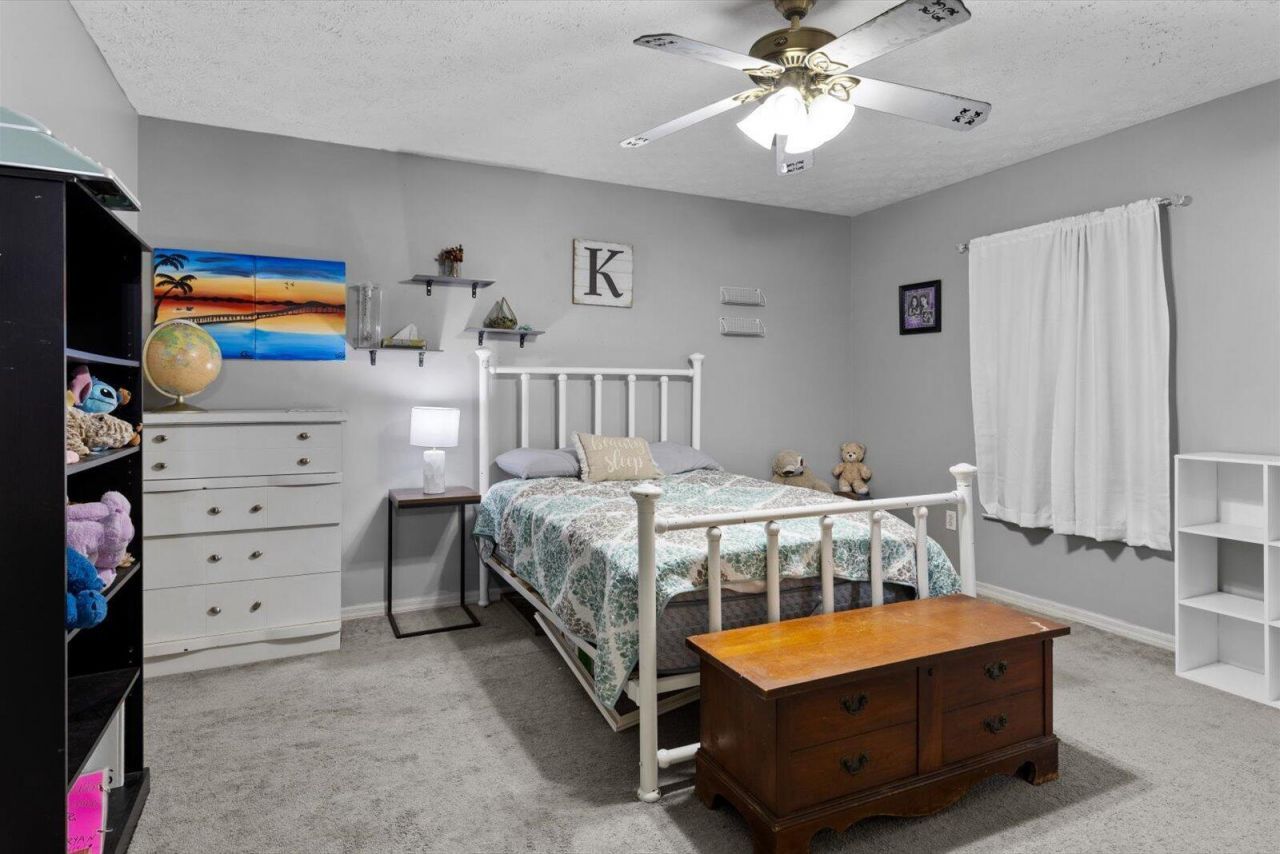 10612 Pine Cone Lane, Fort Pierce, FL 34945 Photo