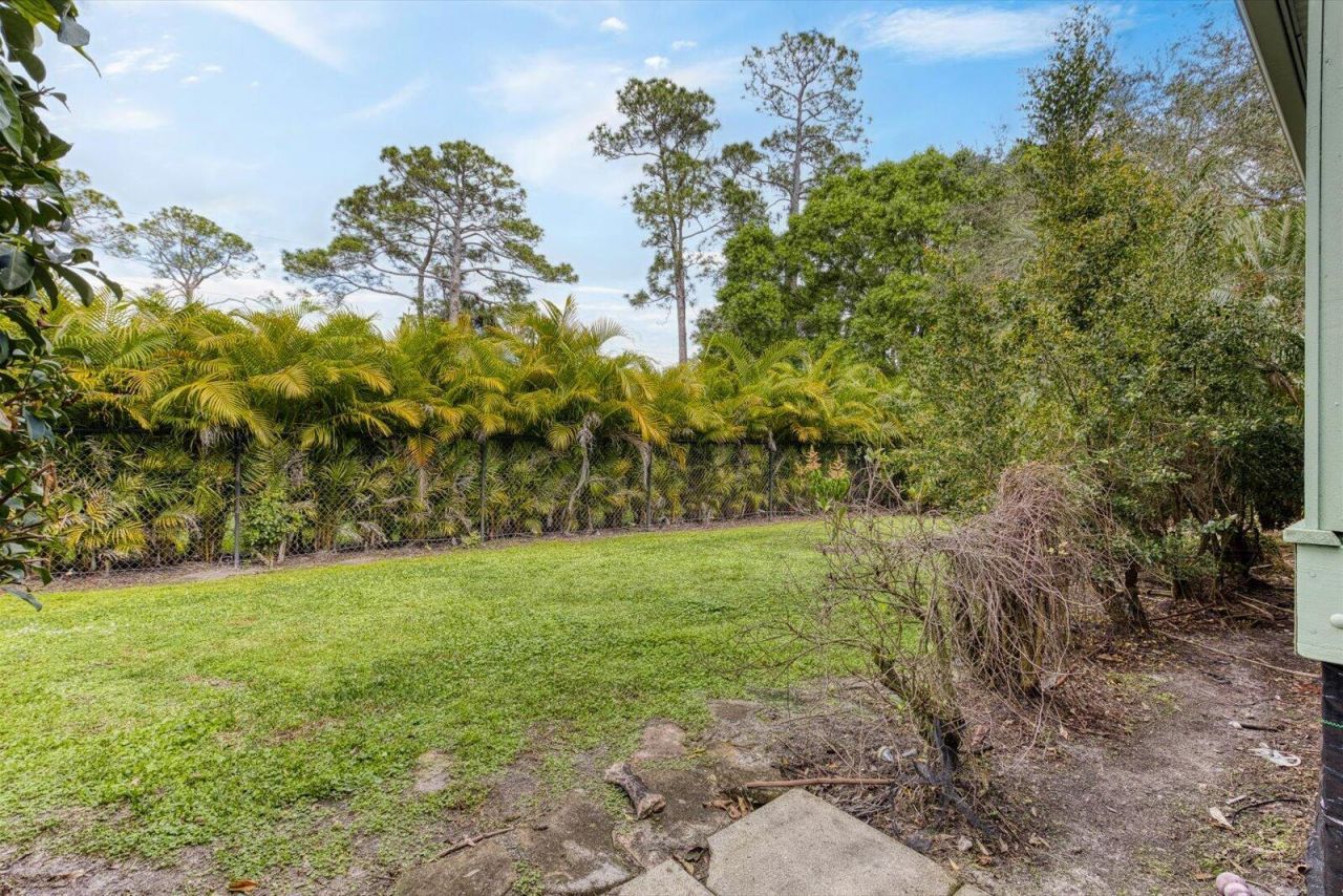 10612 Pine Cone Lane, Fort Pierce, FL 34945 Photo