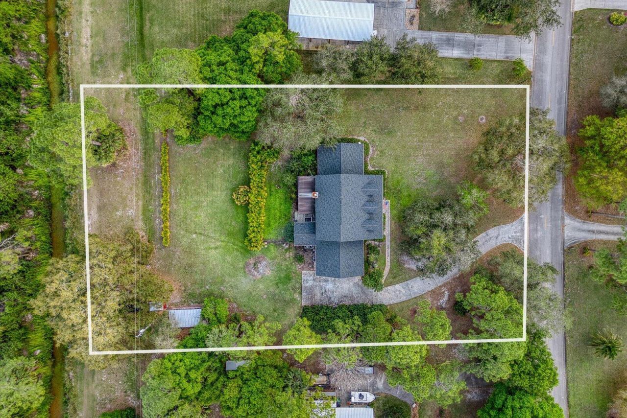 10612 Pine Cone Lane, Fort Pierce, FL 34945 Photo