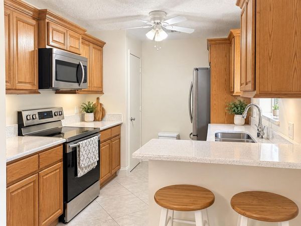 8 Lake Vista Trail, Unit 201, Port St. Lucie, FL 34952