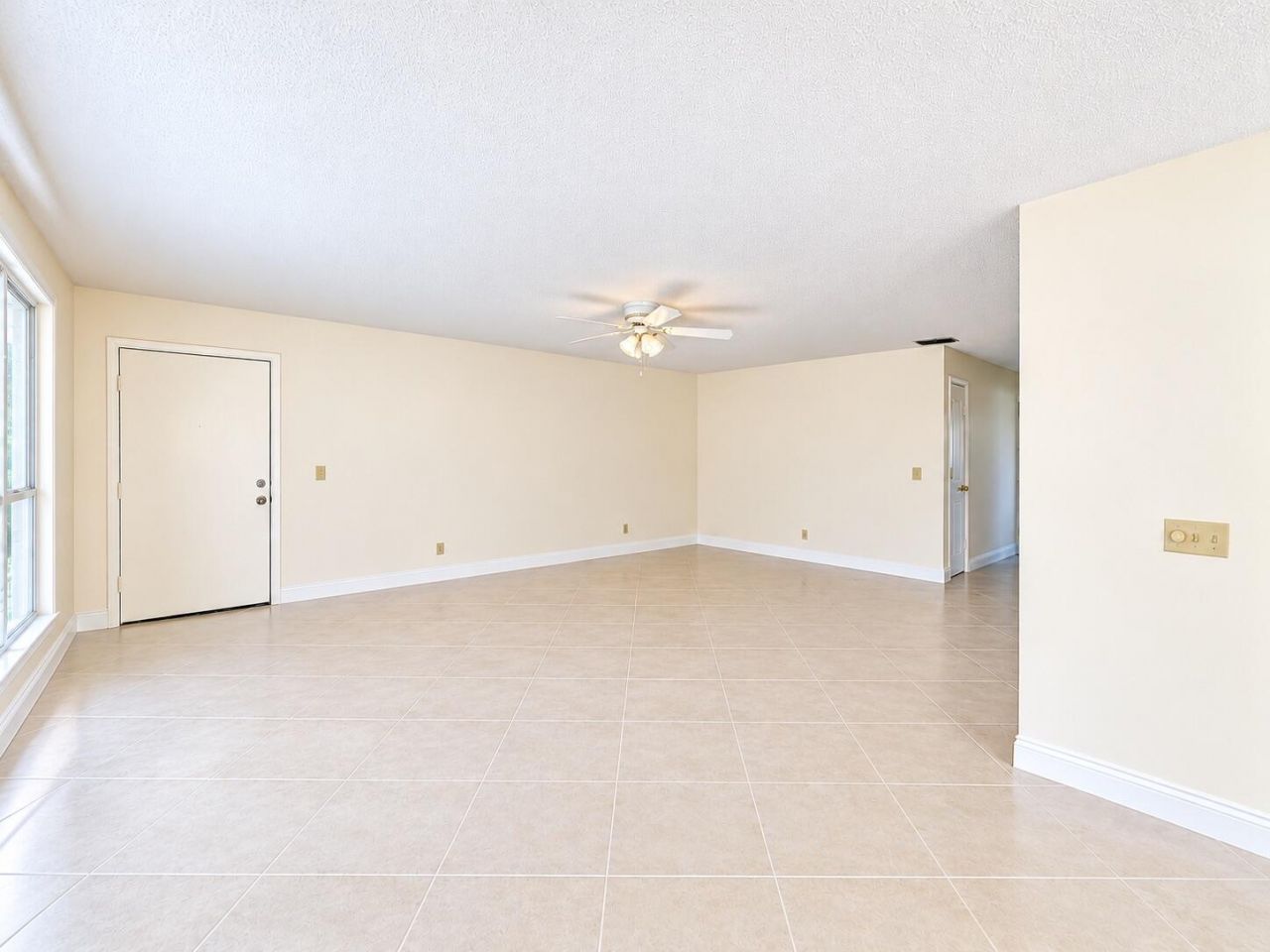 8 Lake Vista Trail, Unit 201, Port Saint Lucie, FL 34952 Photo