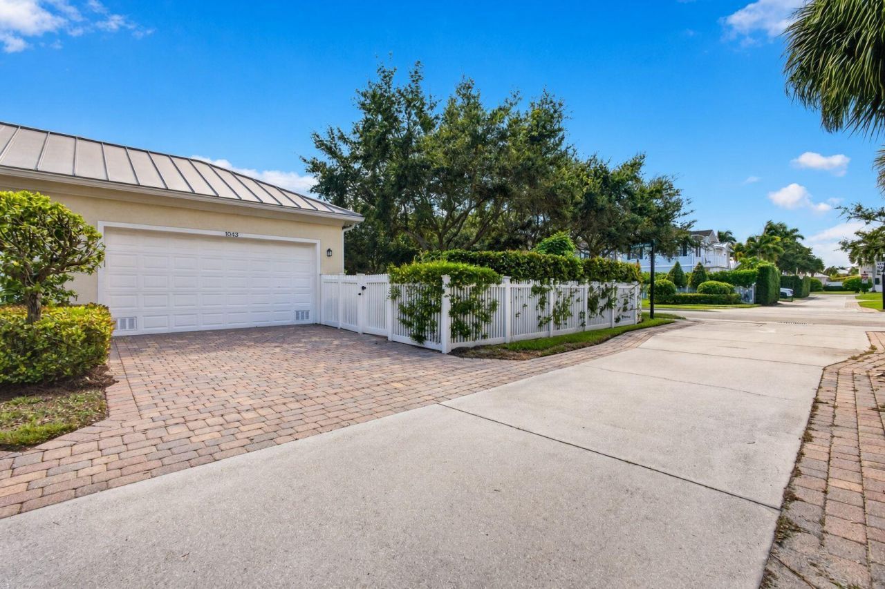1043 Key Largo Street, Jupiter, FL 33458 Photo