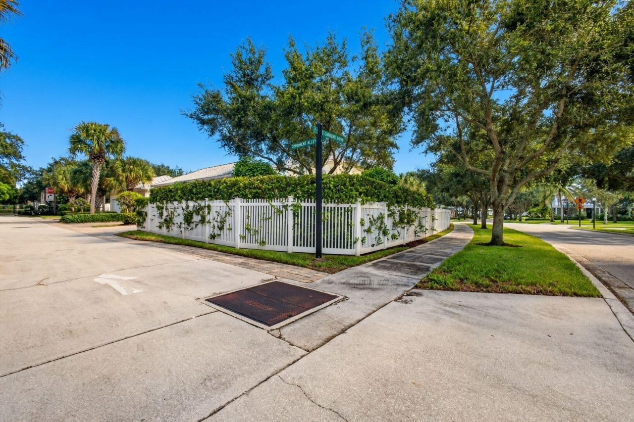1043 Key Largo Street, Jupiter, FL 33458 Photo