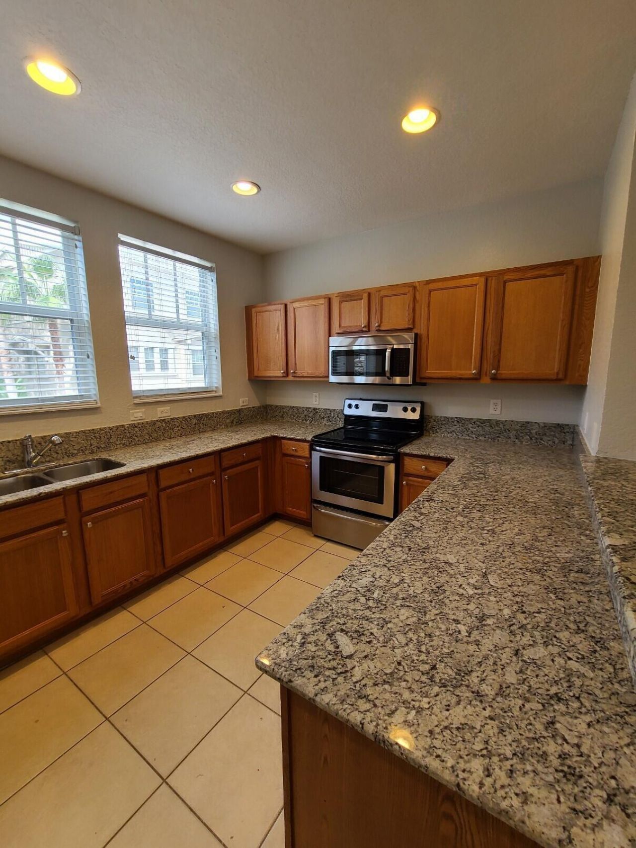 590 Amador Lane, Unit 6, West Palm Beach, FL 33401 Photo