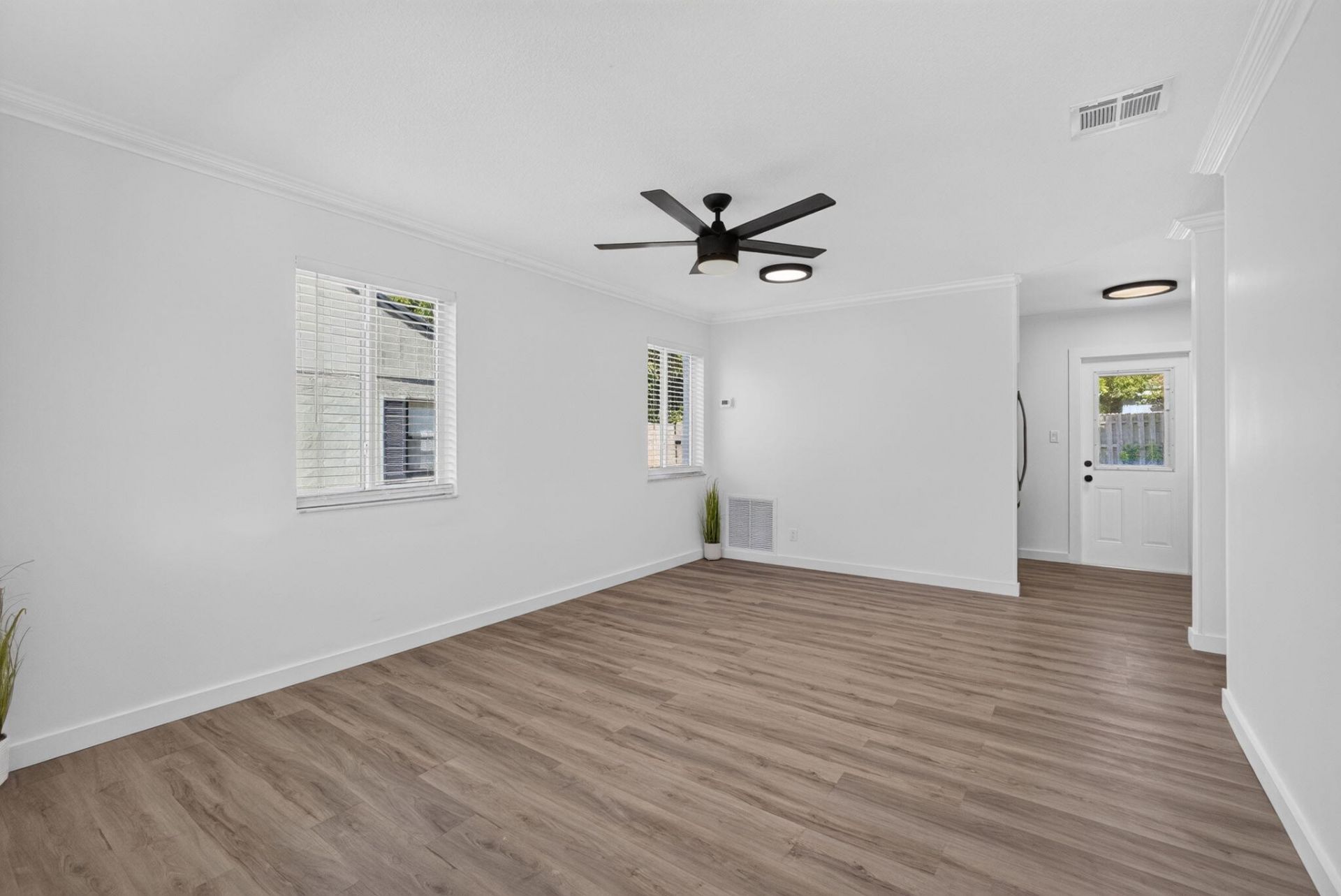 840 W 2nd Street, Riviera Beach, FL 33404 Photo