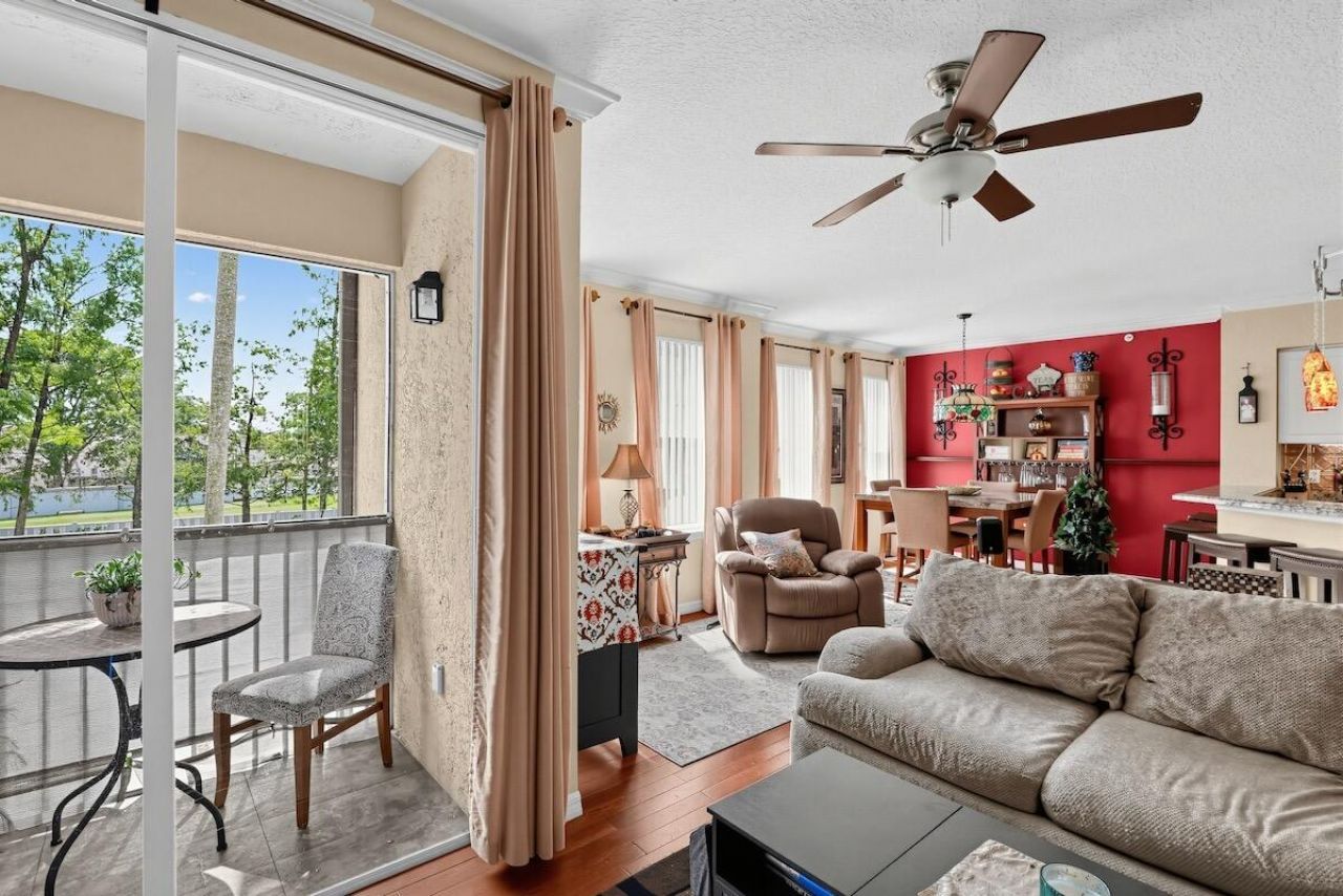 6918 W Sample Road, Unit 6918, Coral Springs, FL 33067 Photo