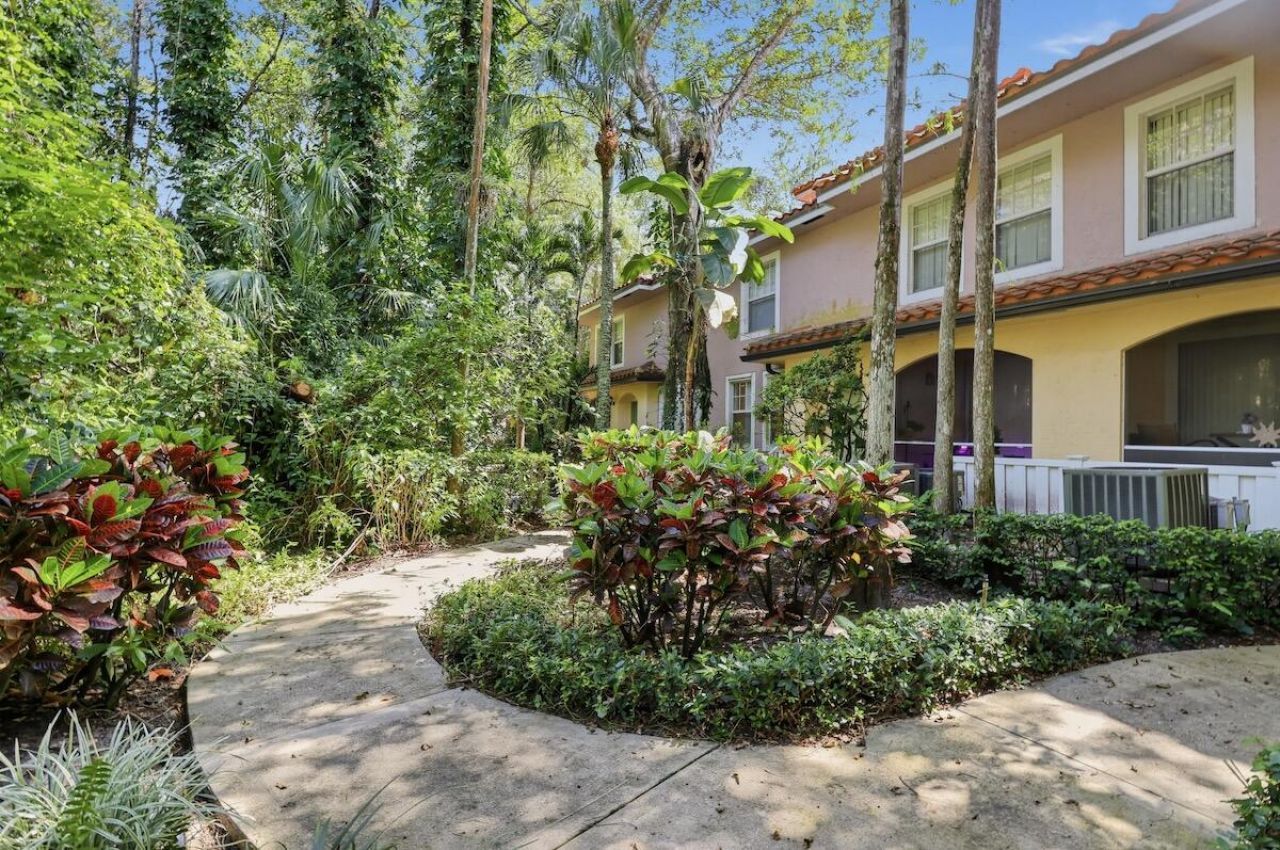 6918 W Sample Road, Unit 6918, Coral Springs, FL 33067 Photo