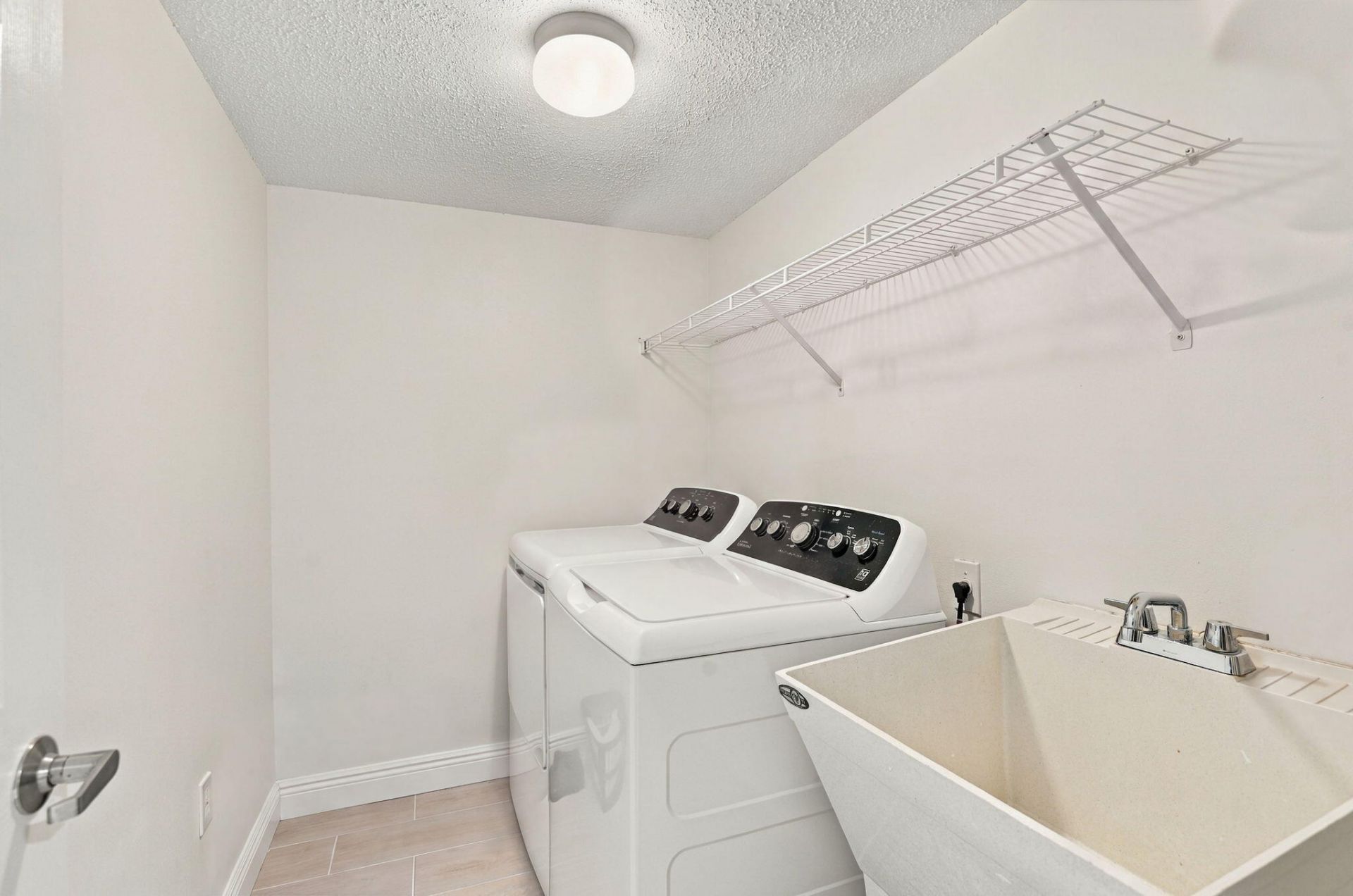 3880 N Hwy A1a, Unit 503, Fort Pierce, FL 34949 Photo