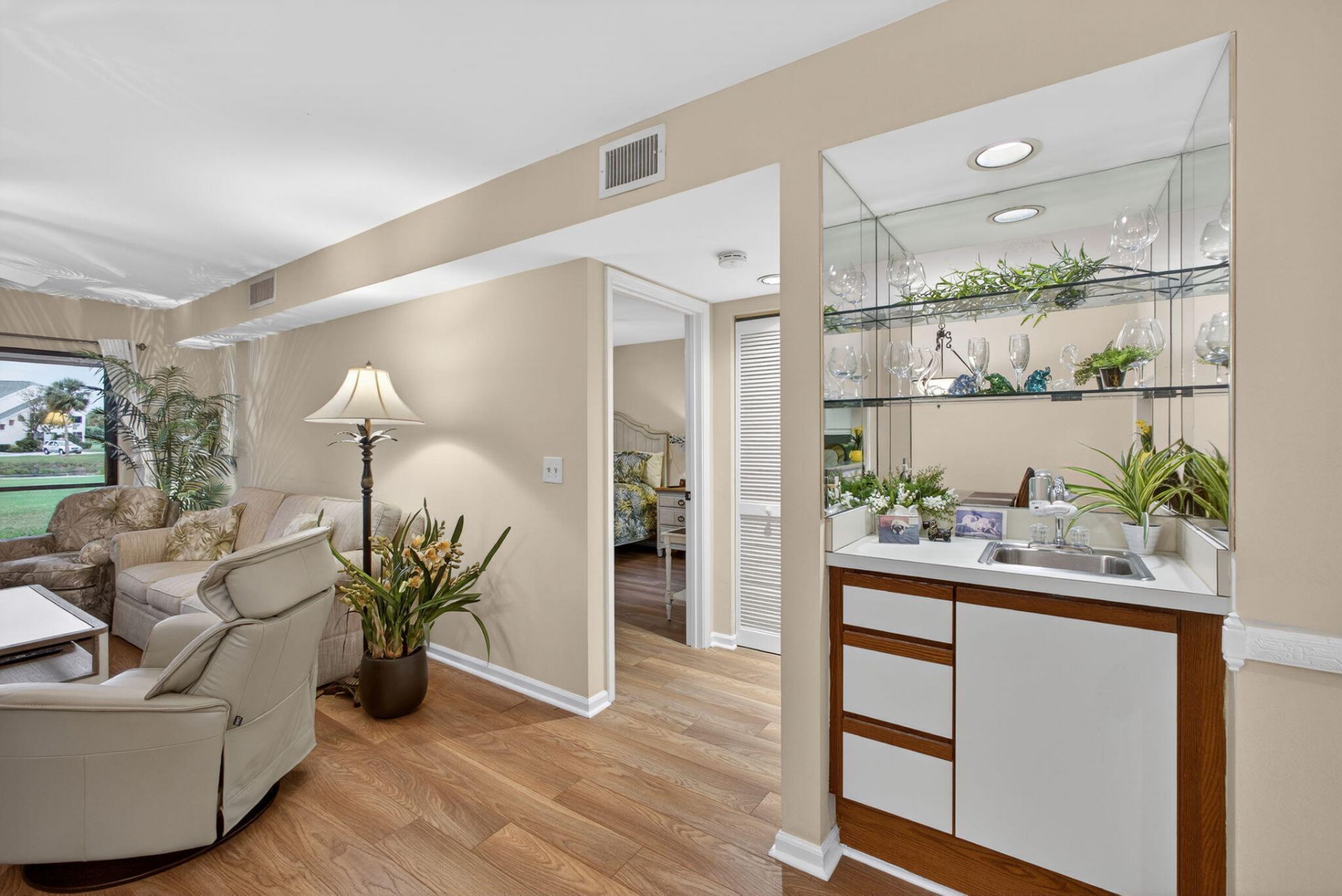 2041 Keystone Drive, Unit F, Jupiter, FL 33458 Photo