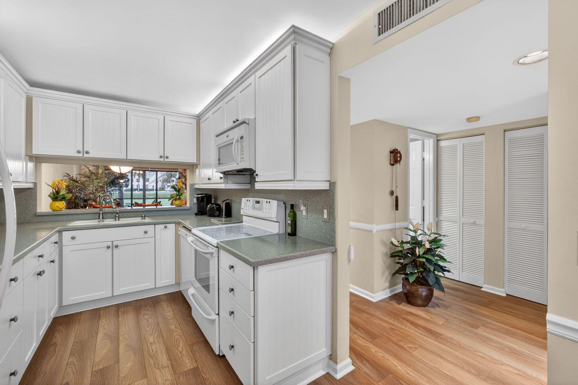 2041 Keystone Drive, Unit F, Jupiter, FL 33458 Photo