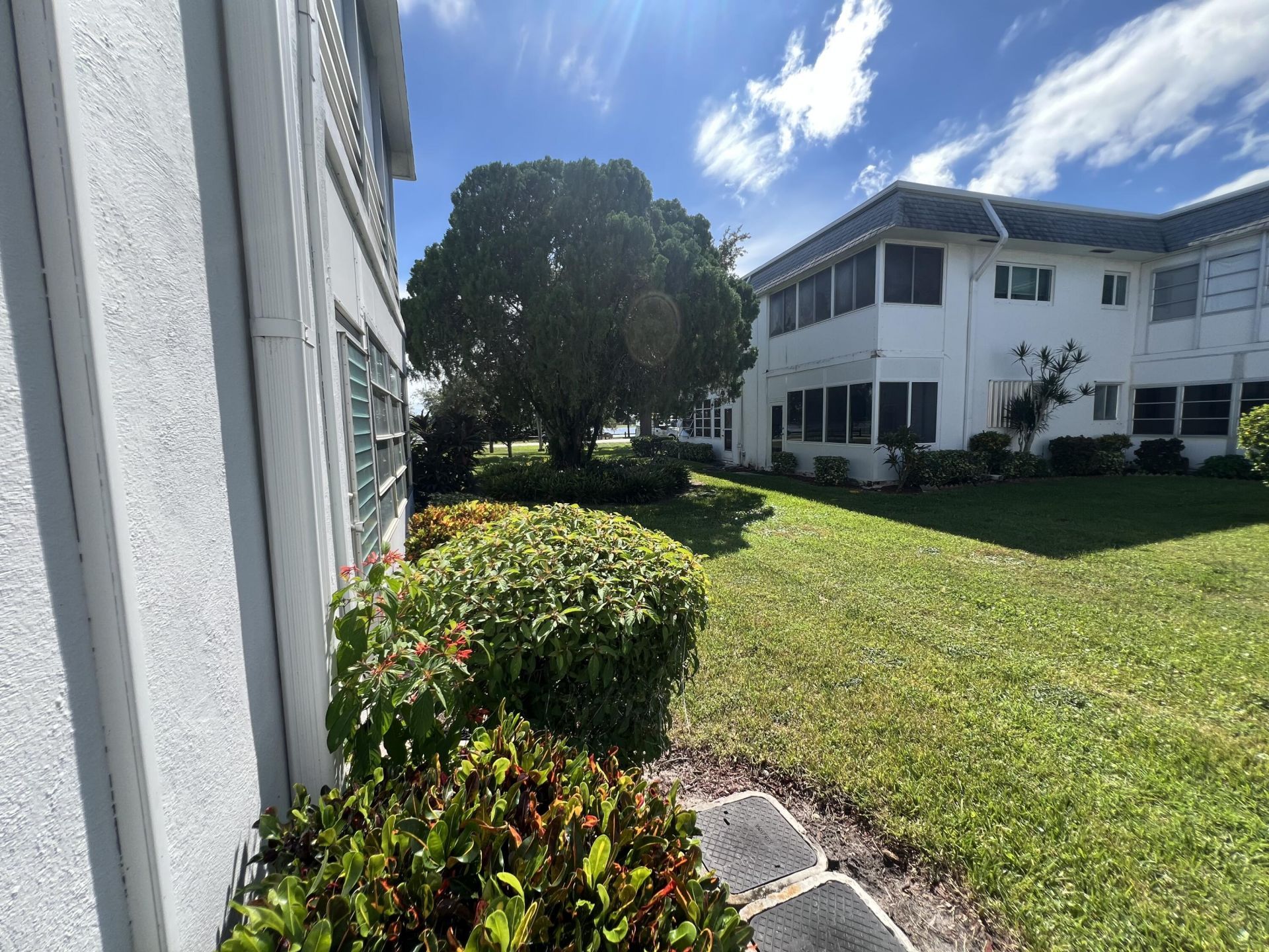3320 Lake Osborne Drive, Lake Worth Beach, FL 33461 Photo