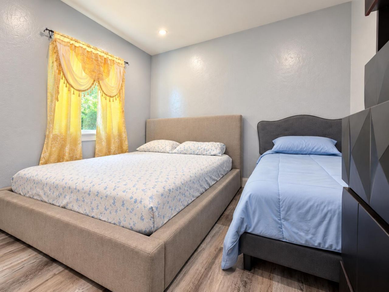 173 W 16th Street, Riviera Beach, FL 33404 Photo