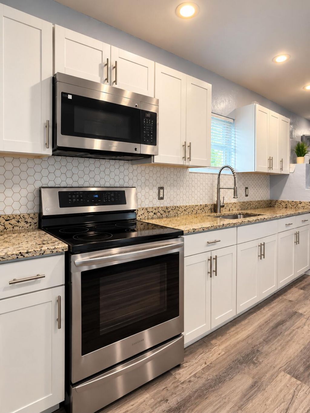 173 W 16th Street, Riviera Beach, FL 33404 Photo