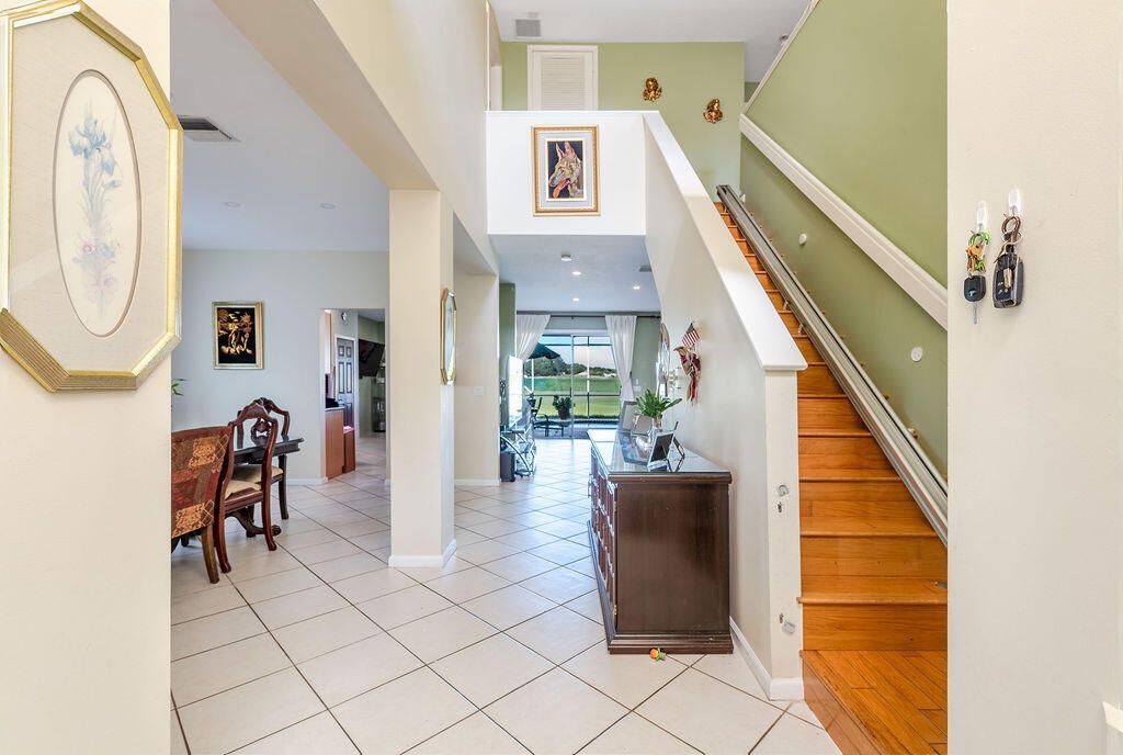 1233 Avondale Lane, West Palm Beach, FL 33409 Photo